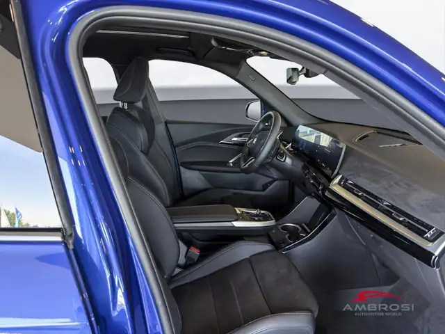 BMW X1 view 11