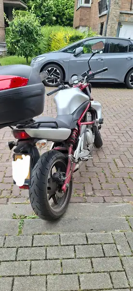 Kawasaki ER-6n - foto 3