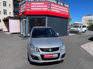 Streetline Club/Sitzheizung/Smart Key/CD-Radio