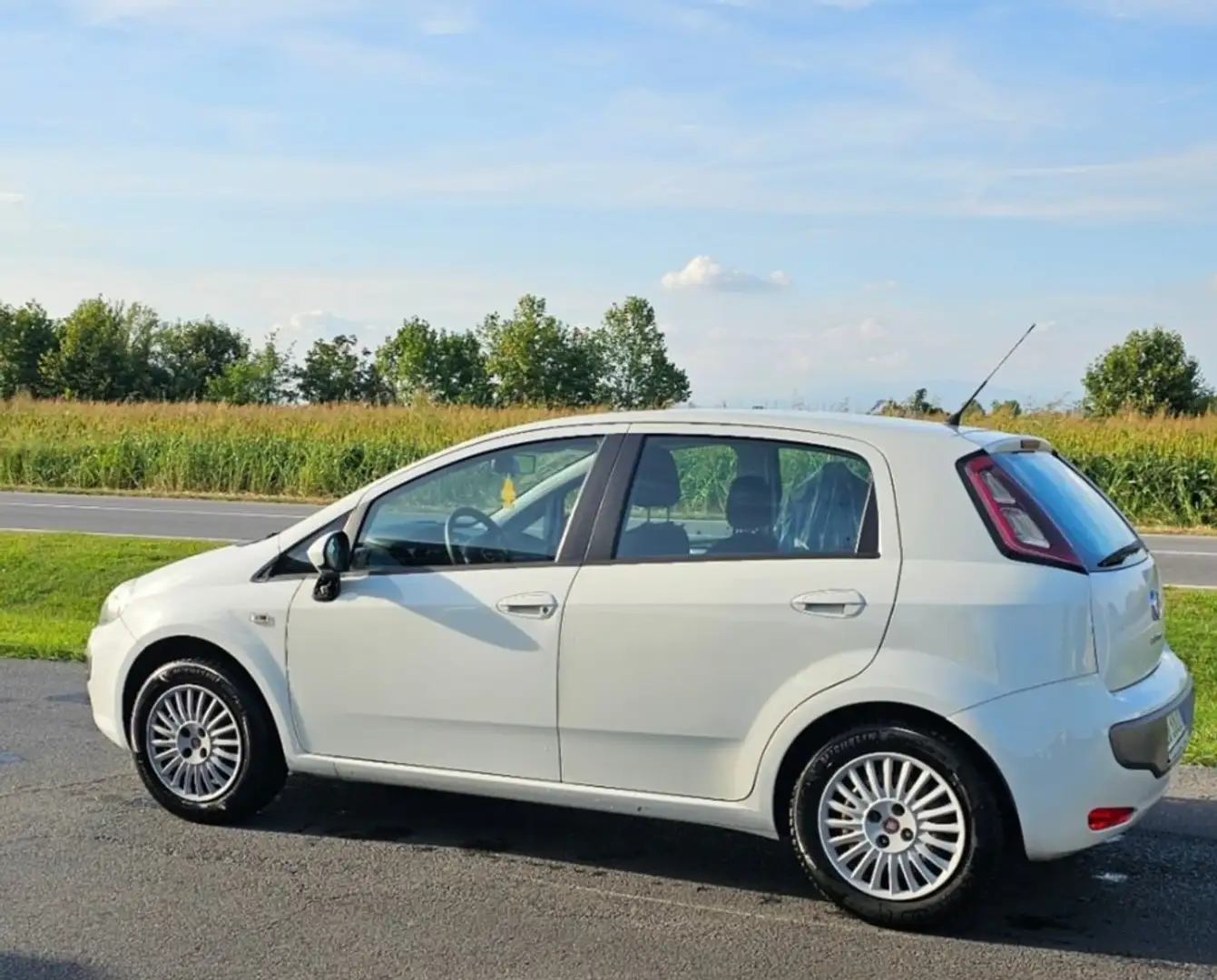 Fiat Punto GPL Bianco - 1