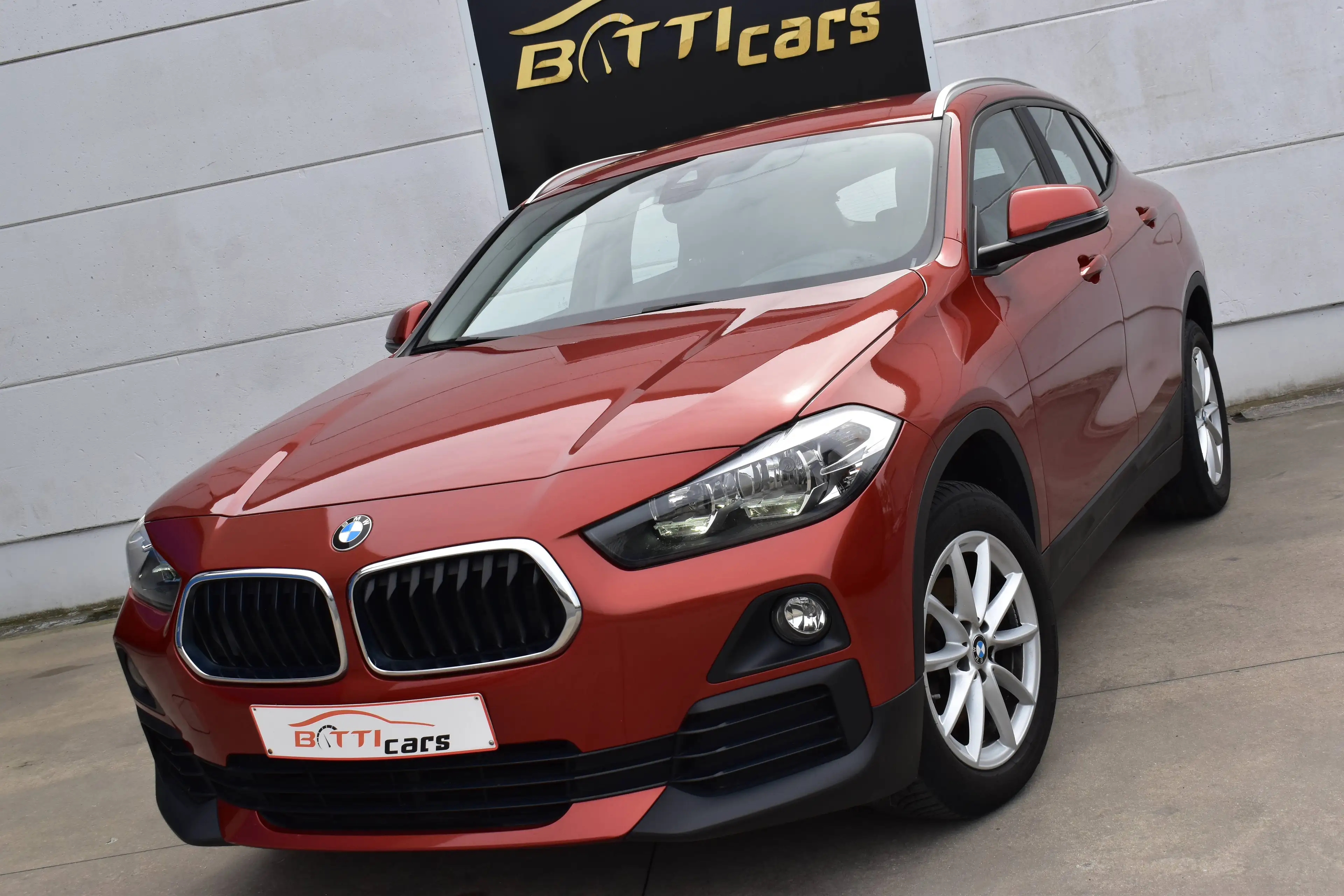 BMW X2 sDrive16 || 1.5d Automaat || Leder || Airco || Trekhaak