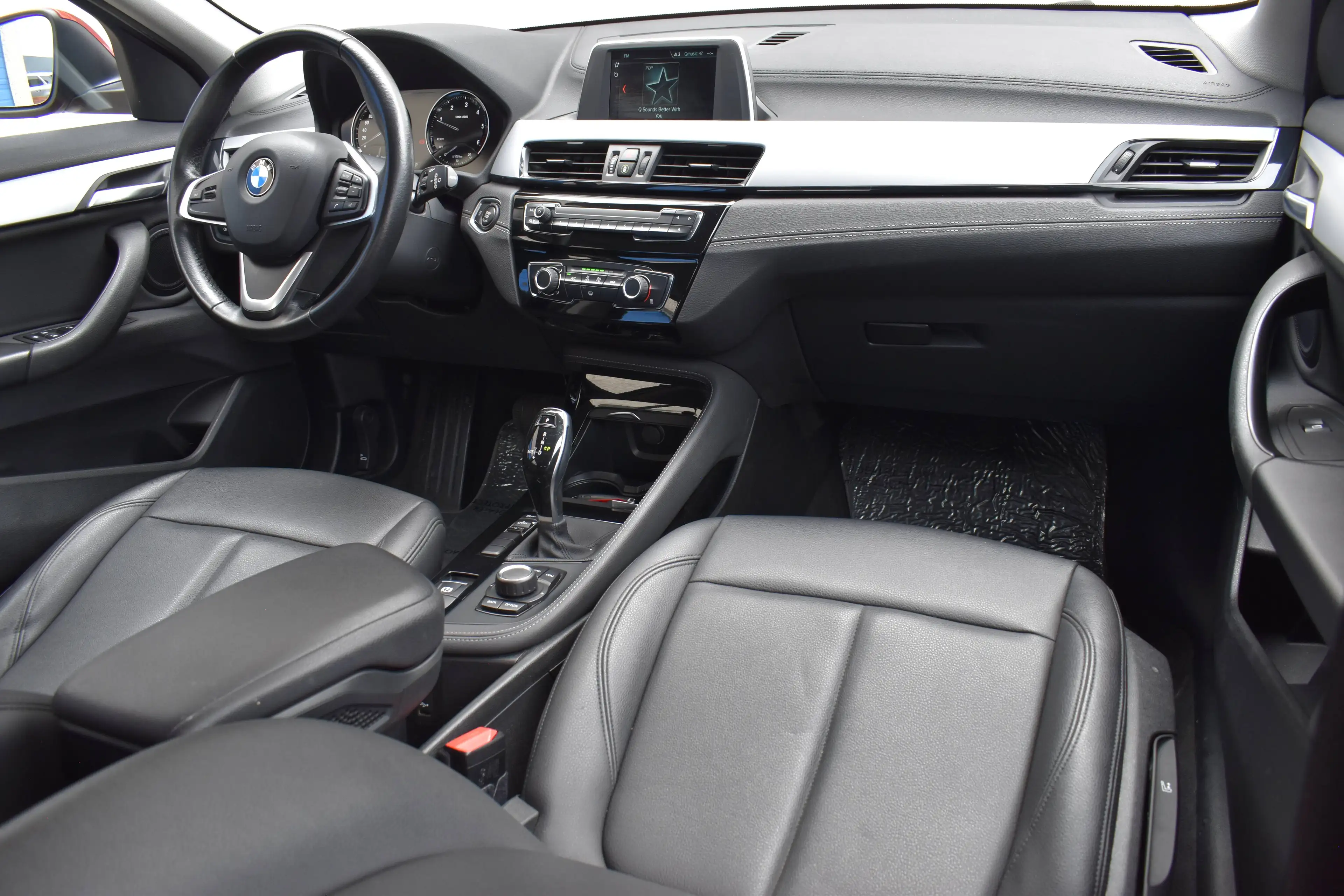 BMW X2 sDrive16 || 1.5d Automaat || Leder || Airco || Trekhaak — photo 7