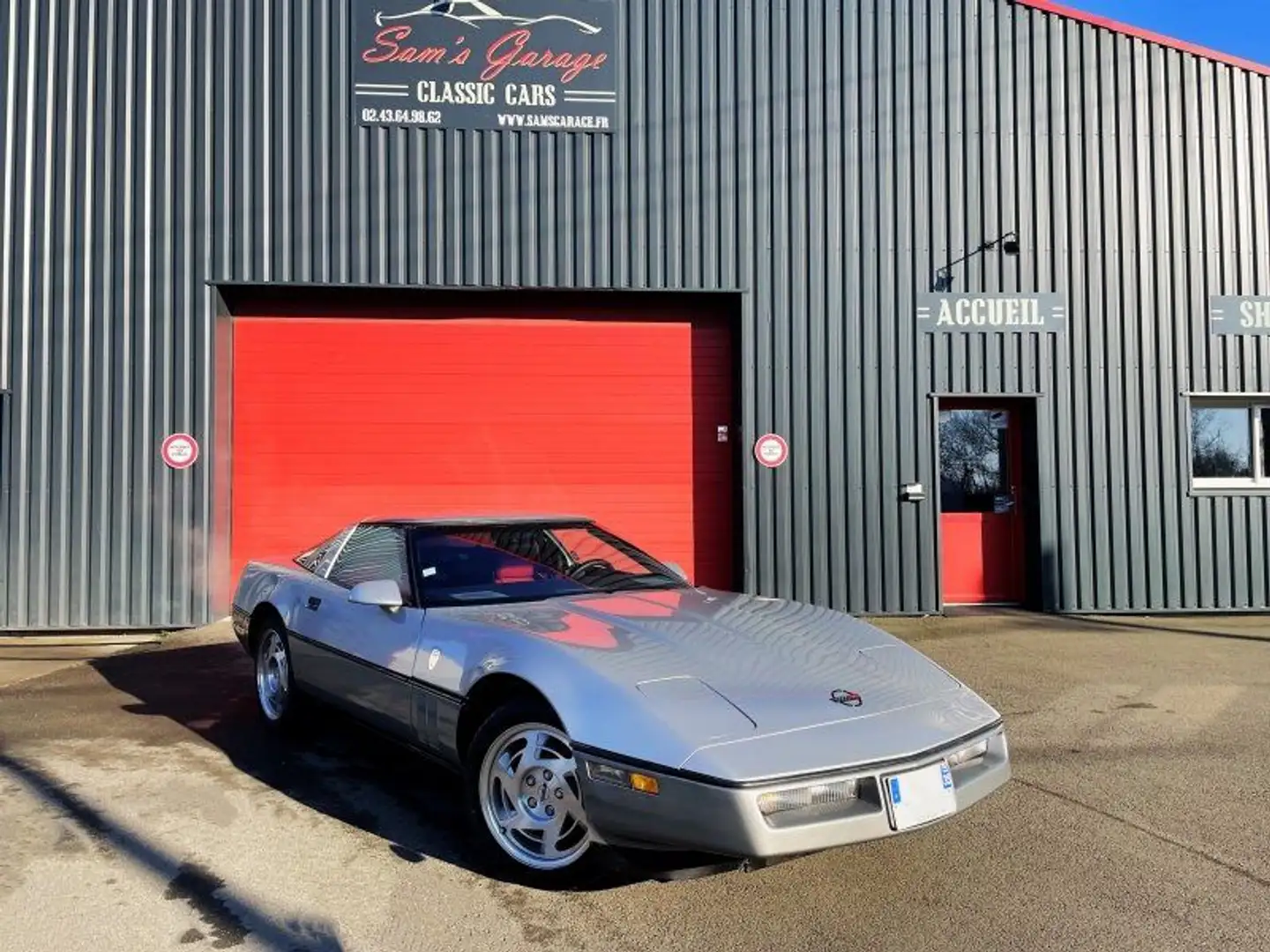 Chevrolet Corvette 1984 V8 350ci Gris - 1