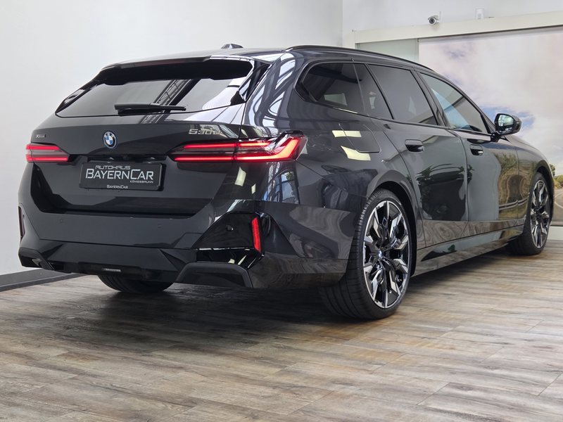 BMW 530 xDrive M SportPro 21 ACC 360 AHK Sitzlüft — photo 6