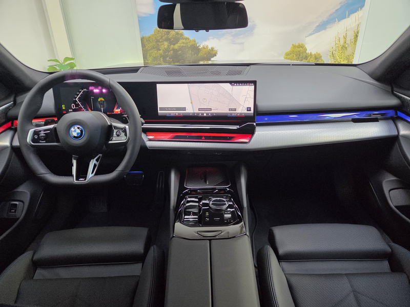 BMW 530 xDrive M SportPro 21 ACC 360 AHK Sitzlüft — photo 7