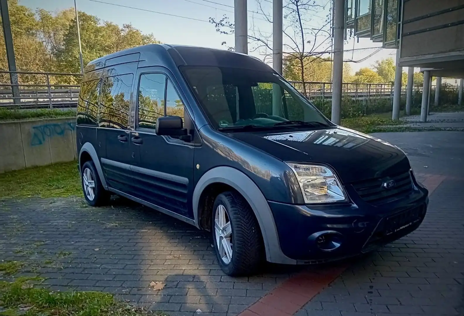 Ford Tourneo Connect - 1