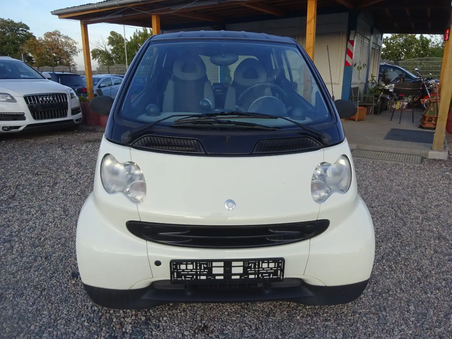 smart forTwo coupé pure 37kW Schwarz - 2