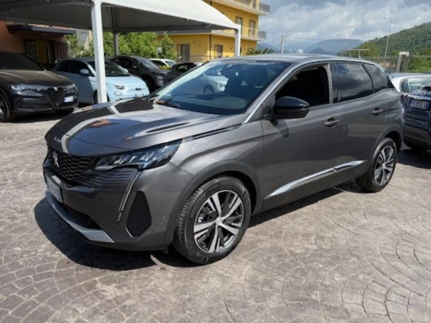 Peugeot 3008 1.5 bluehdi Allure EAT8 Grigio - 2