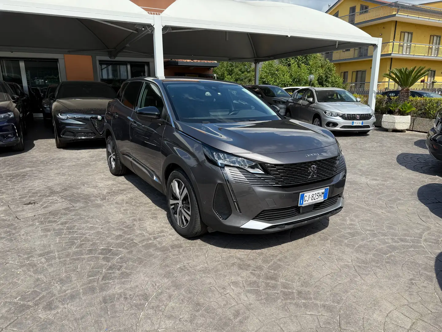 Peugeot 3008 1.5 bluehdi Allure EAT8 Grigio - 1