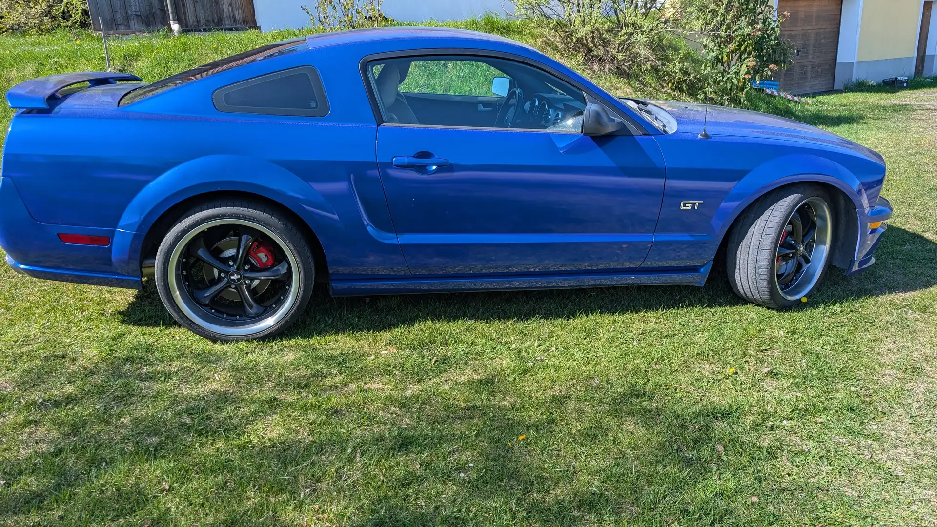 Ford Mustang Mustang GT Blau - 2