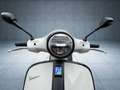 Vespa GTS 310 Super Sport Weiß Innocente Bianco - thumbnail 10