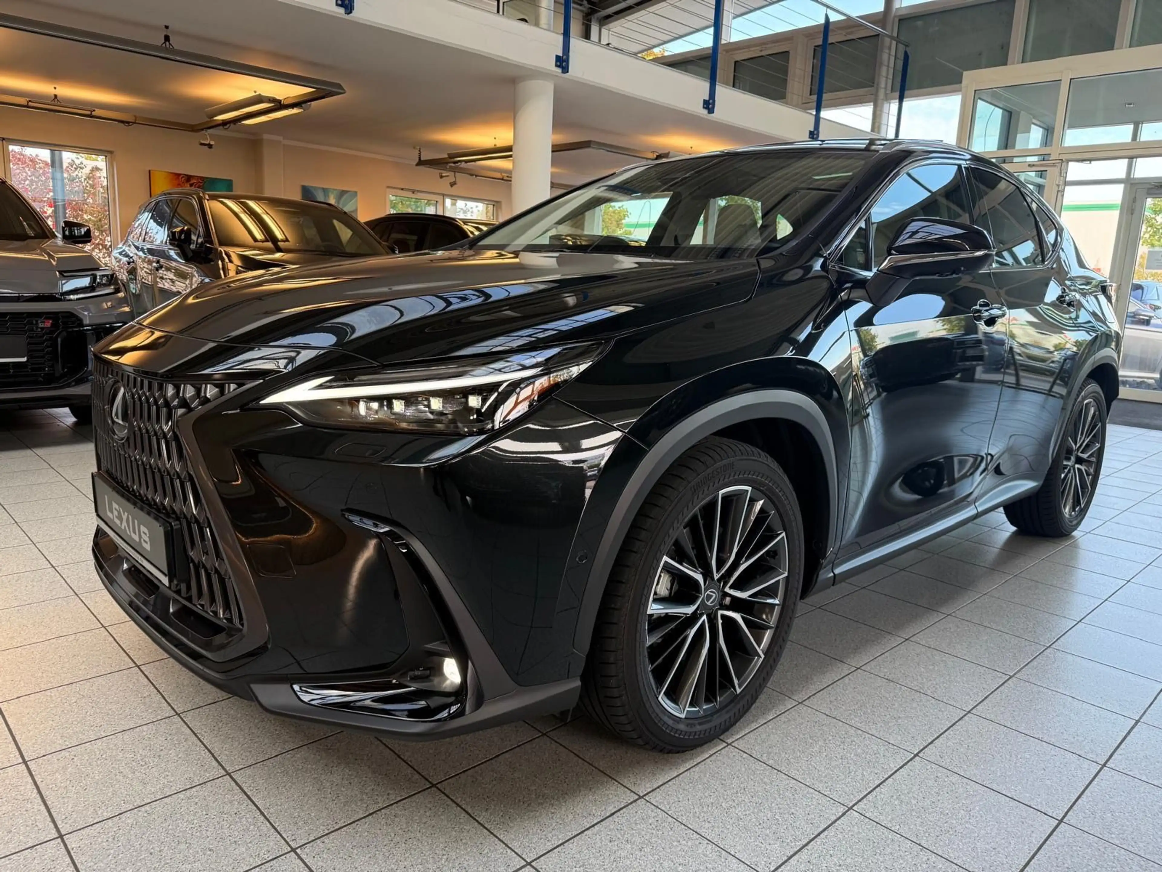 Lexus Others NX 450h-LUXURY-PHEV-PANORAMA-MARK L.-HUD-360C. — photo 3