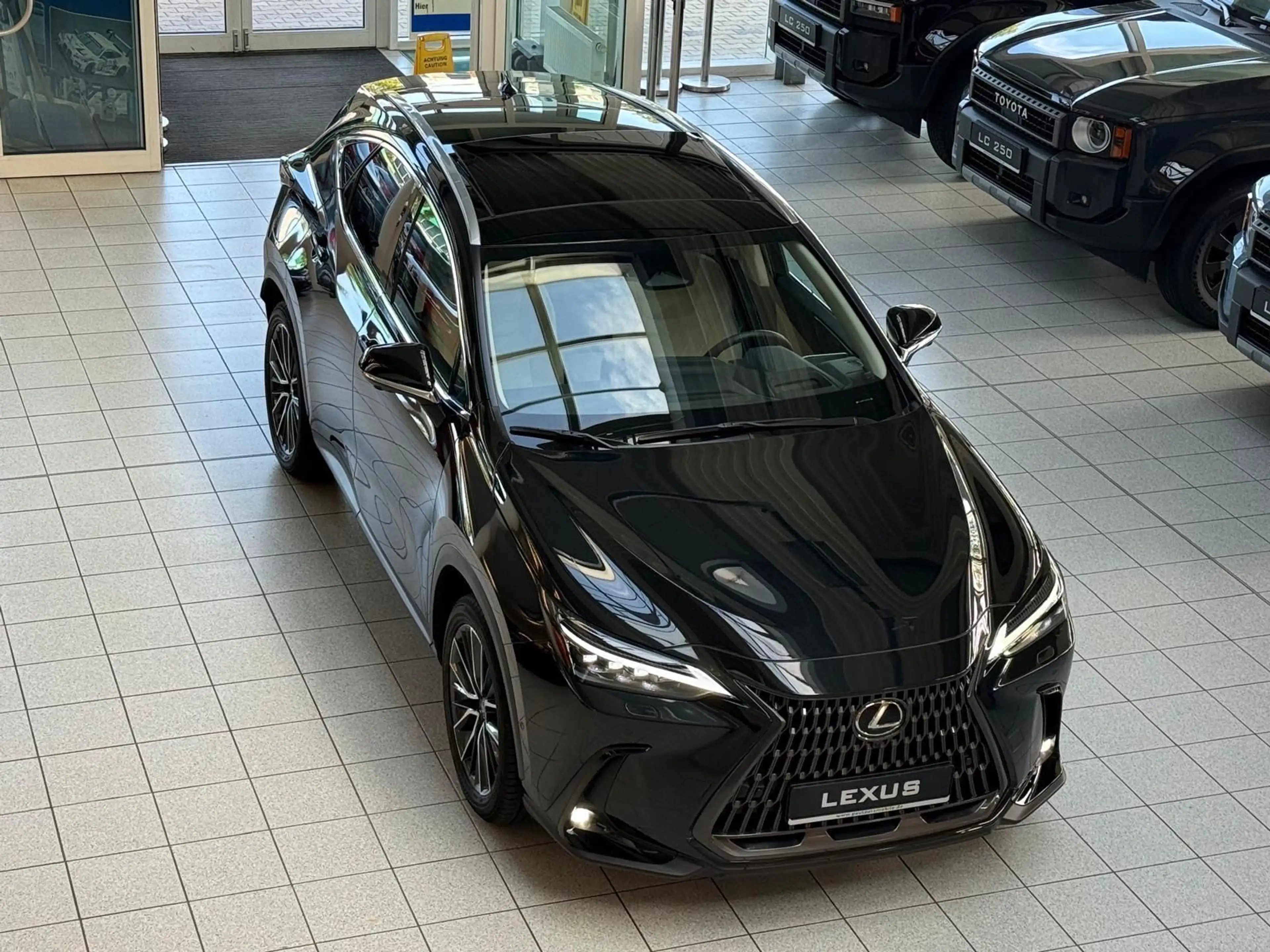 Lexus Others NX 450h-LUXURY-PHEV-PANORAMA-MARK L.-HUD-360C. — photo 2