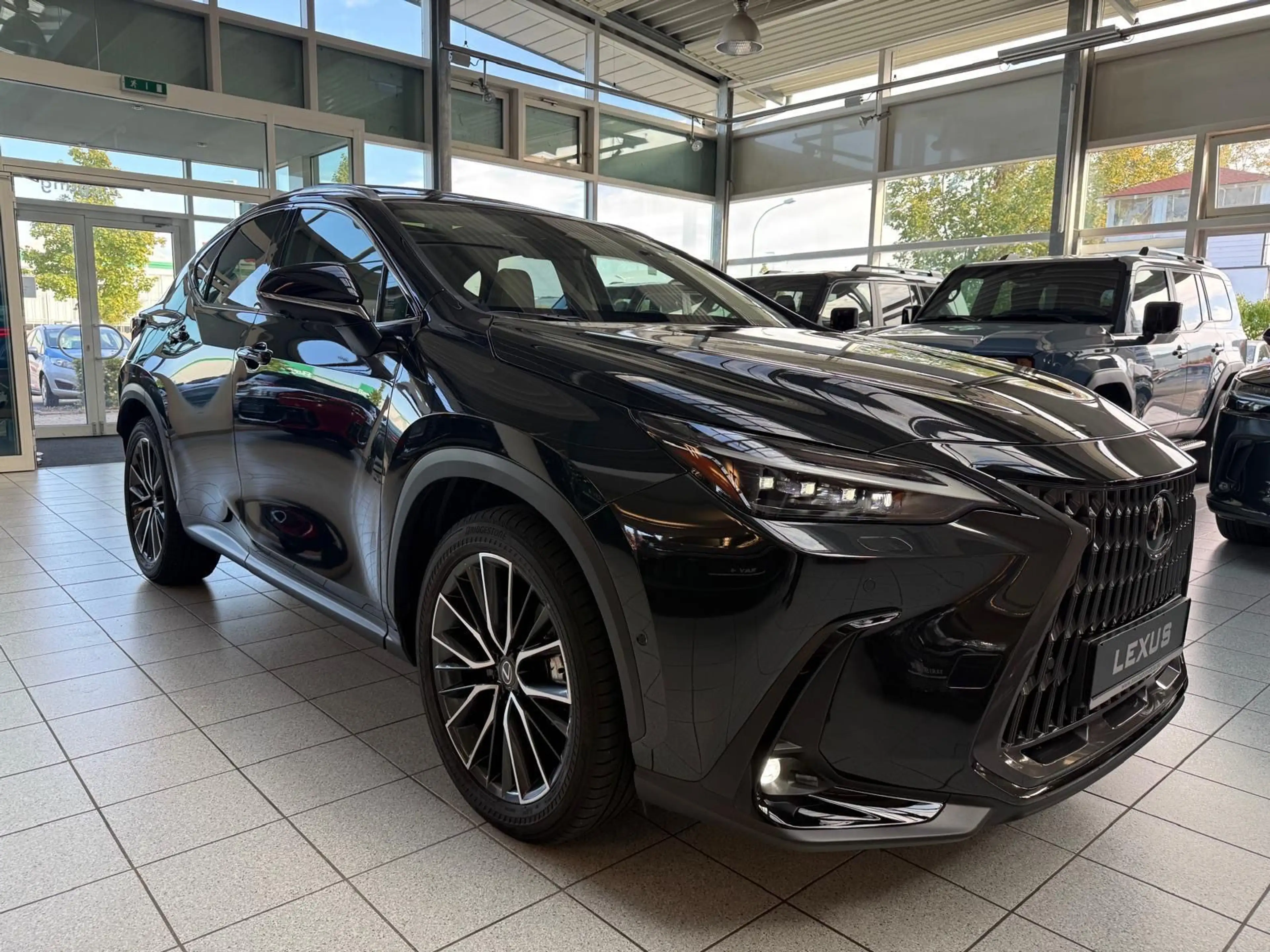 Lexus Others NX 450h-LUXURY-PHEV-PANORAMA-MARK L.-HUD-360C. — photo 13