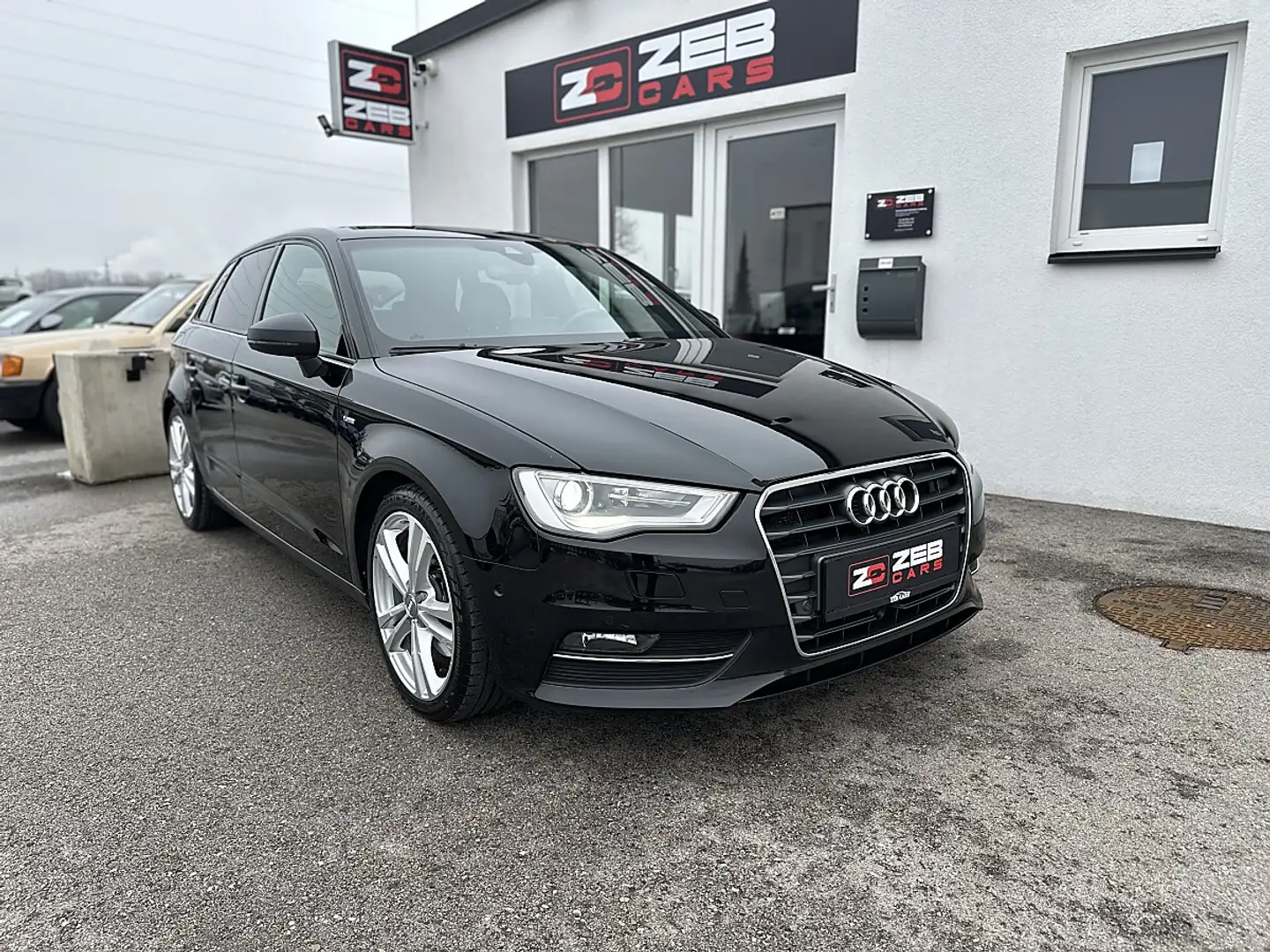 Audi A3 SB 1,8 TFSI S-Line, S-tronic, ACC, B&O Schwarz - 1