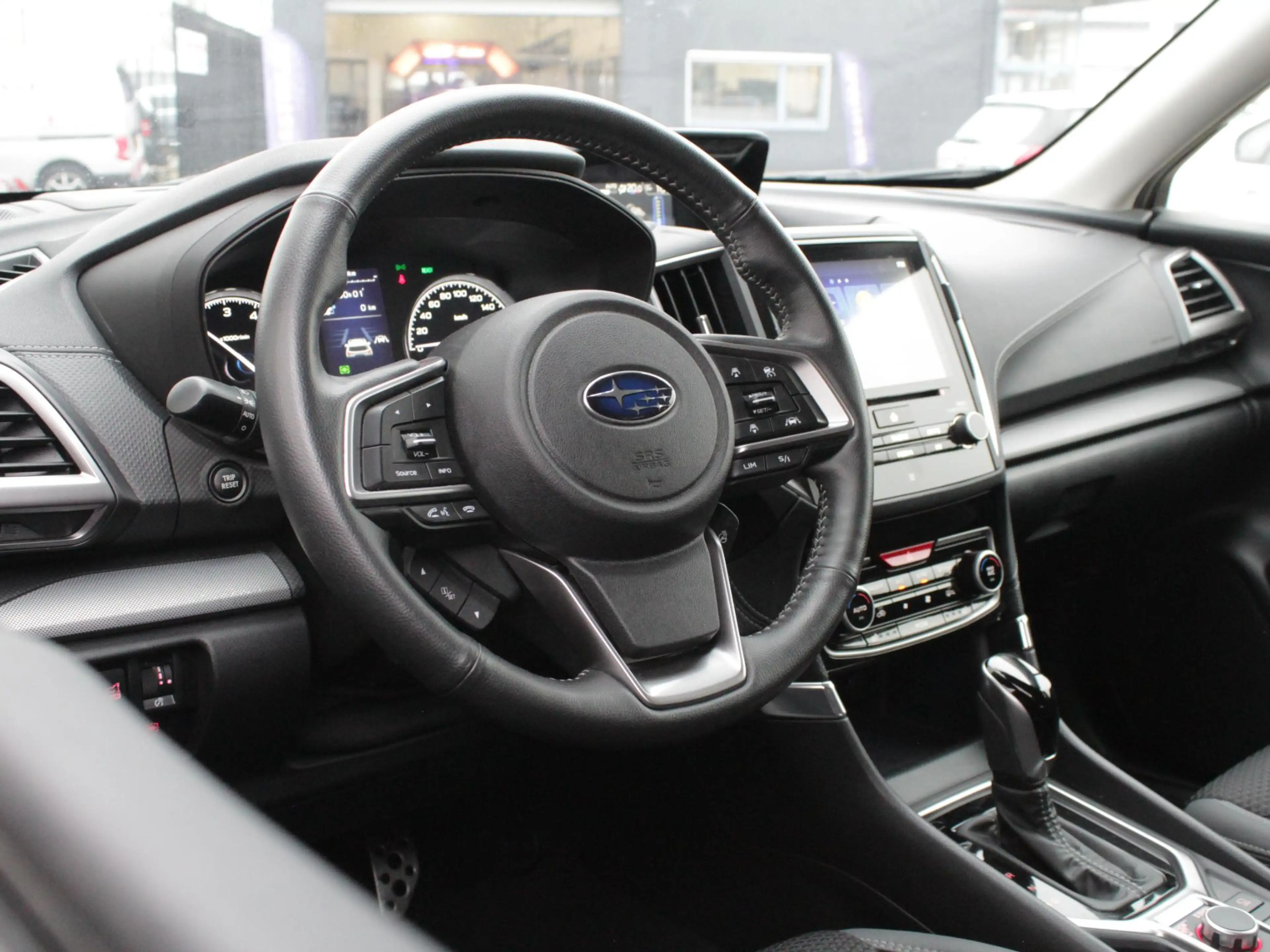 Subaru Forester 2.0i e-BOXER Luxury | Navi | Adap. Cruise | Clima — photo 10