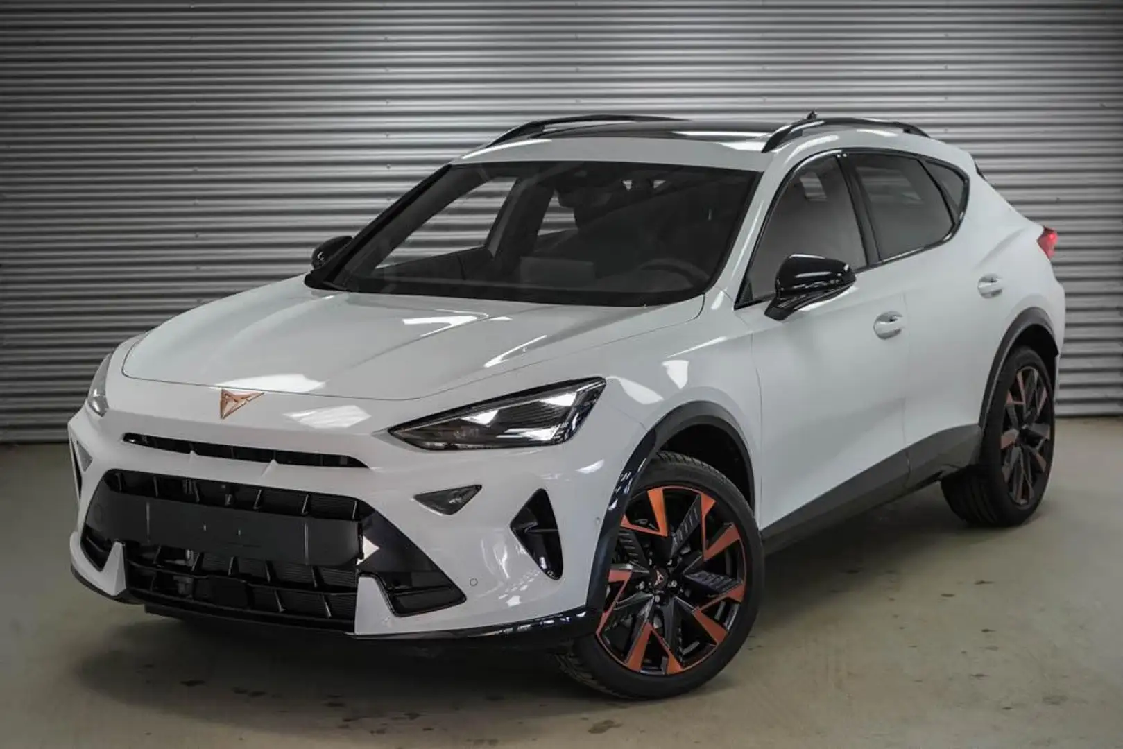 CUPRA Formentor 1,5 eTSI DSG - LAGER 110 kW (150 PS), Automatik Weiß - 1