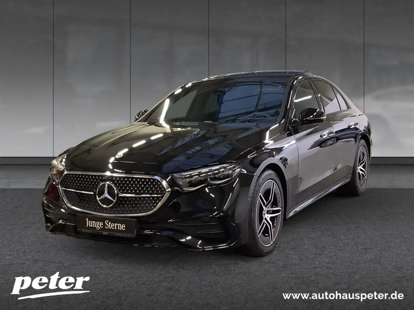 Mercedes-Benz E 200 AMG/Night/Digital/Superscreen/Pano-SD/360° Zwart - 1