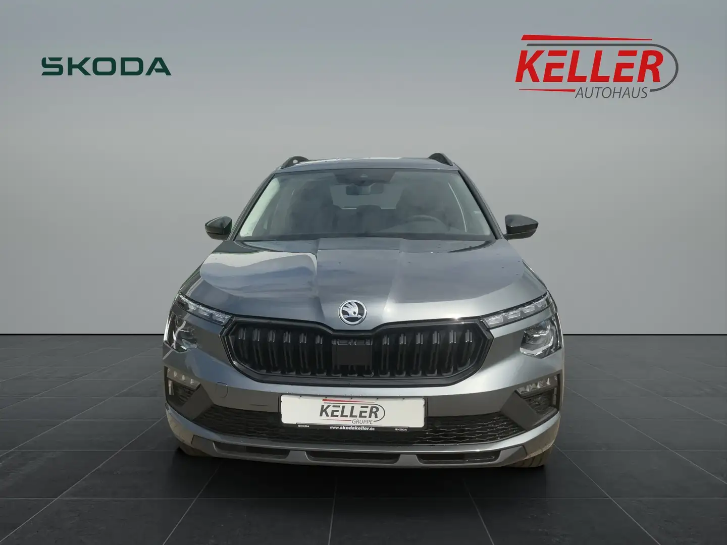 Skoda Kamiq Tour 1,0 TSI 70 kW 5-Gang-Schaltgetriebe AHK Grijs - 2