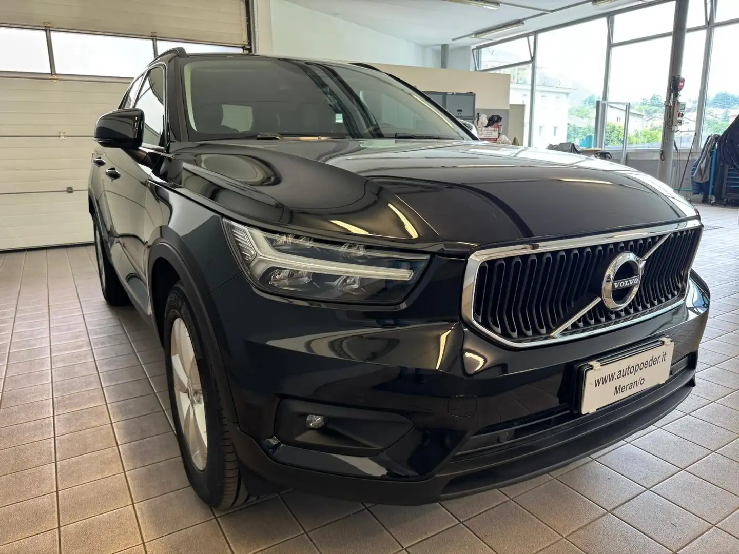 Volvo XC40 D3 AWD Geartronic Nero - 2