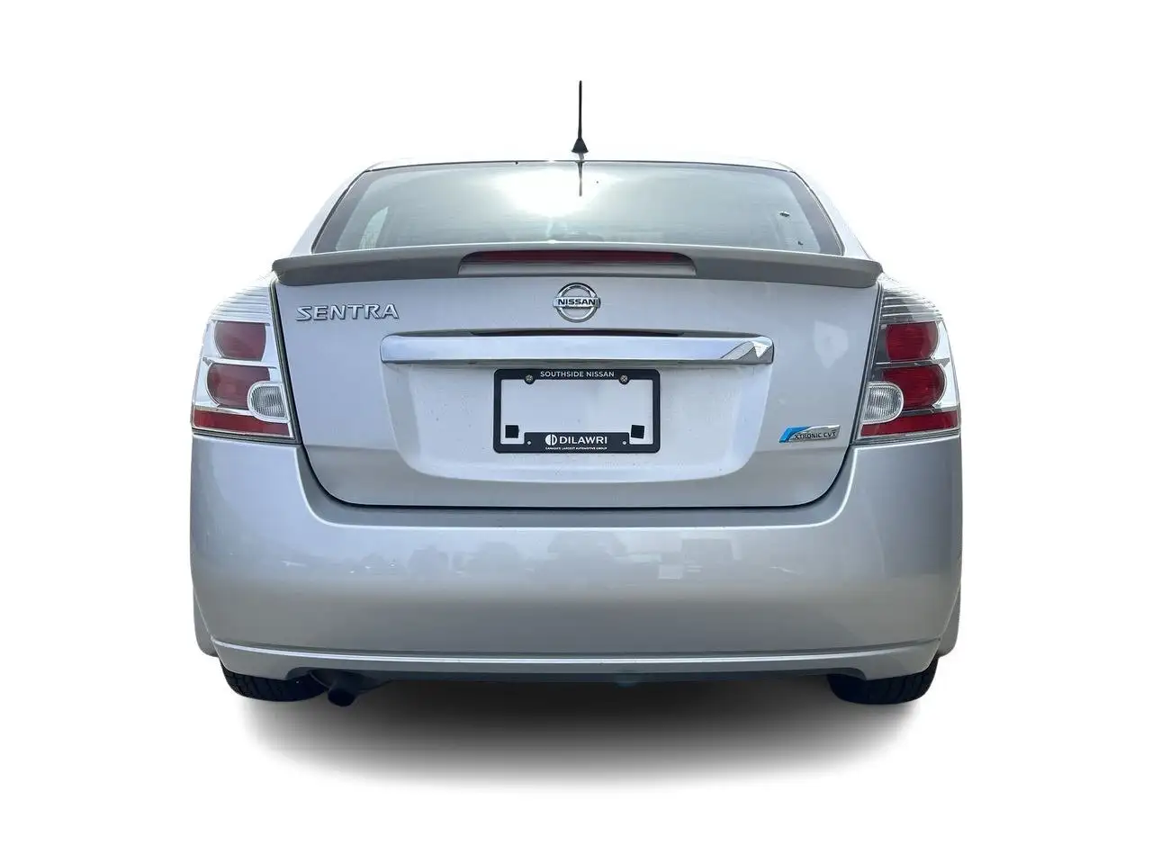 Nissan Sentra снимка Nissan Sentra