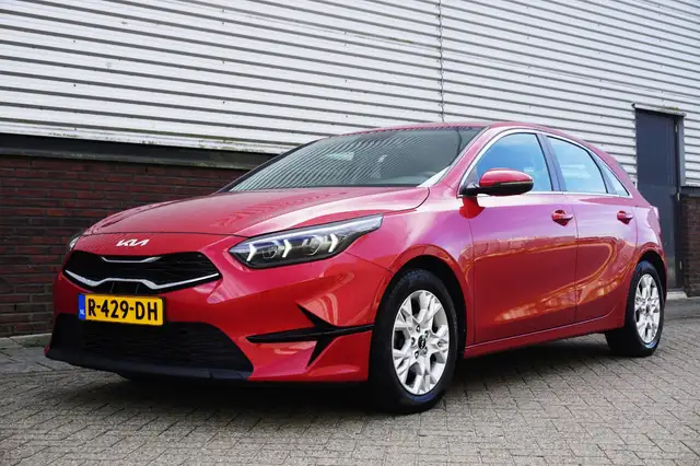 Kia Ceed / cee'd 1.0 T-GDi DynamicLine/120PK/All-Seasonbanden/ 1e E