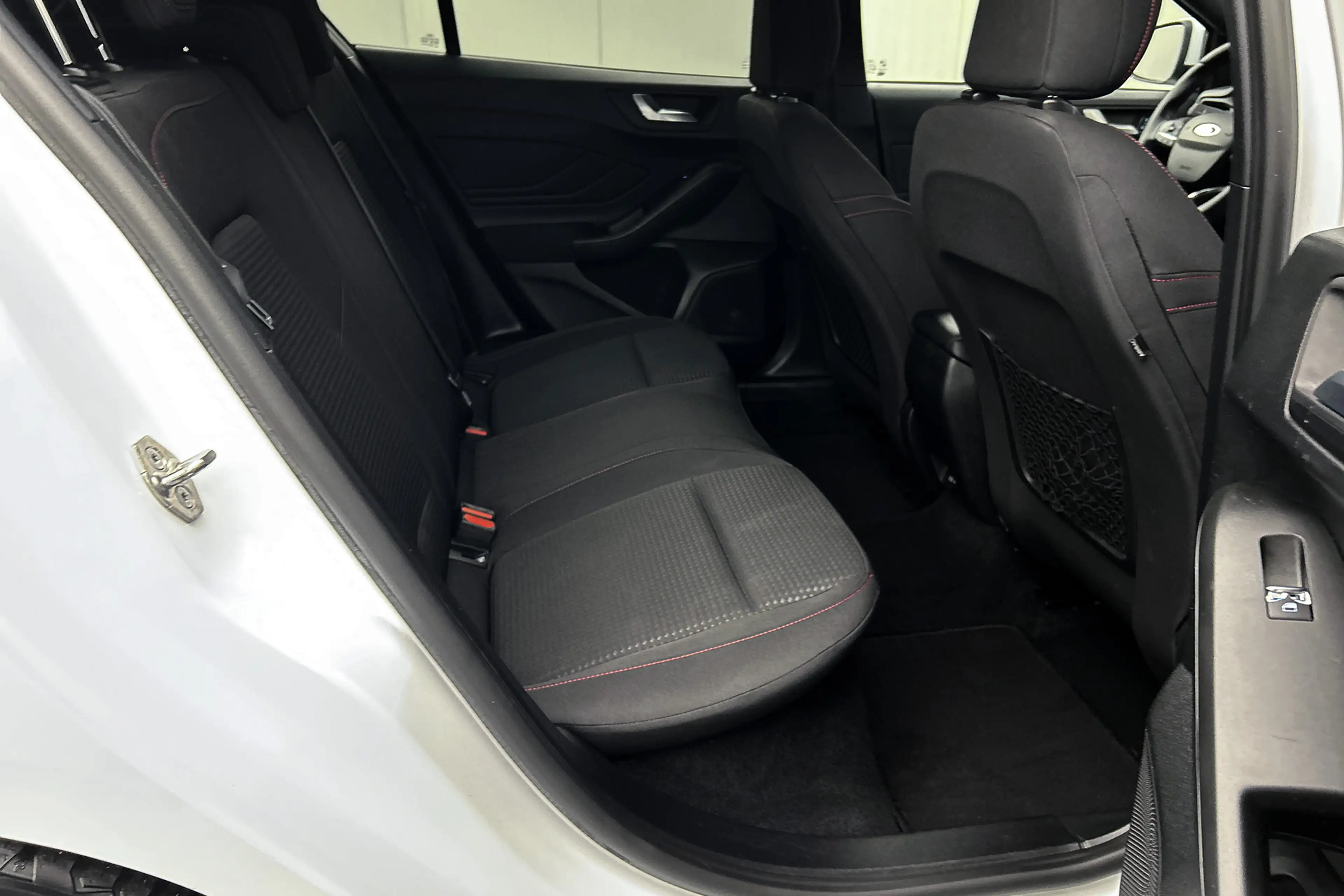 Ford Focus 1.0 EcoBoost ST Line Business | LED koplampen | Cr — photo 28