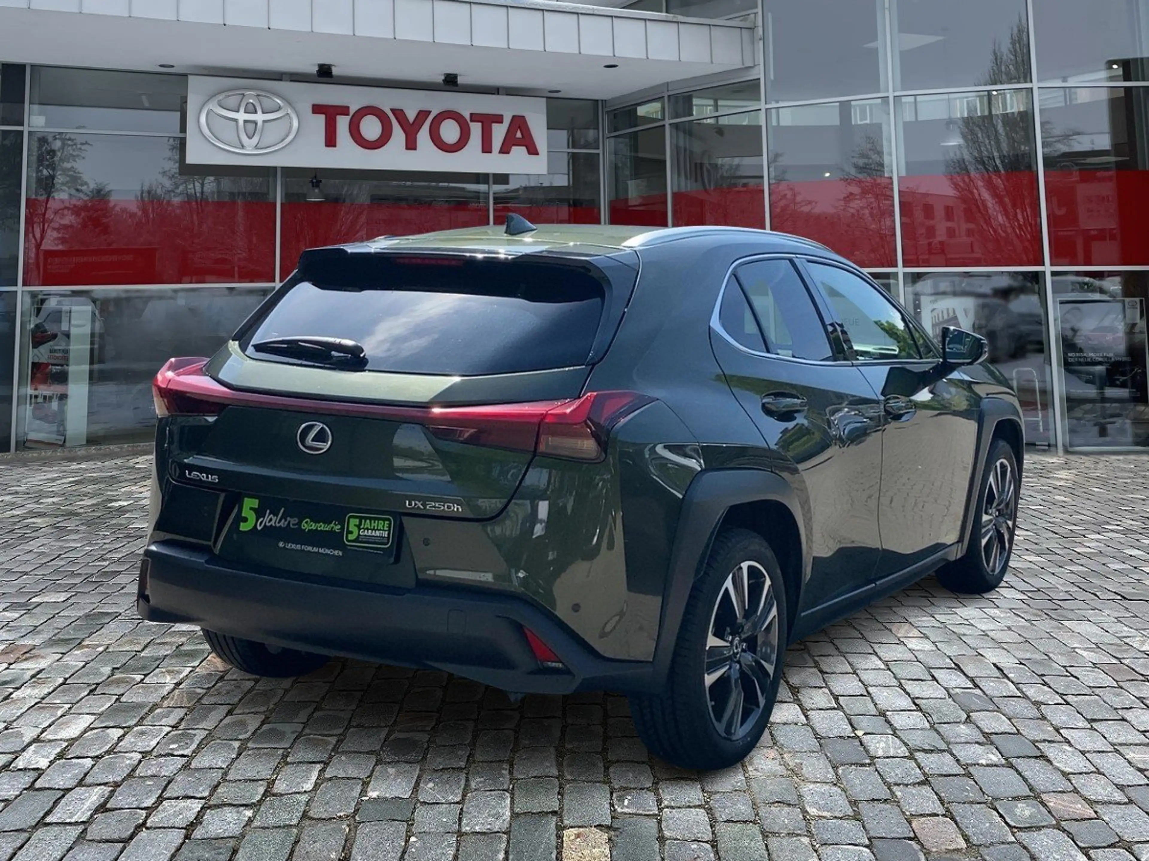 Lexus UX 250h UX 250 h Style Edition zuverlässiger GW — photo 7
