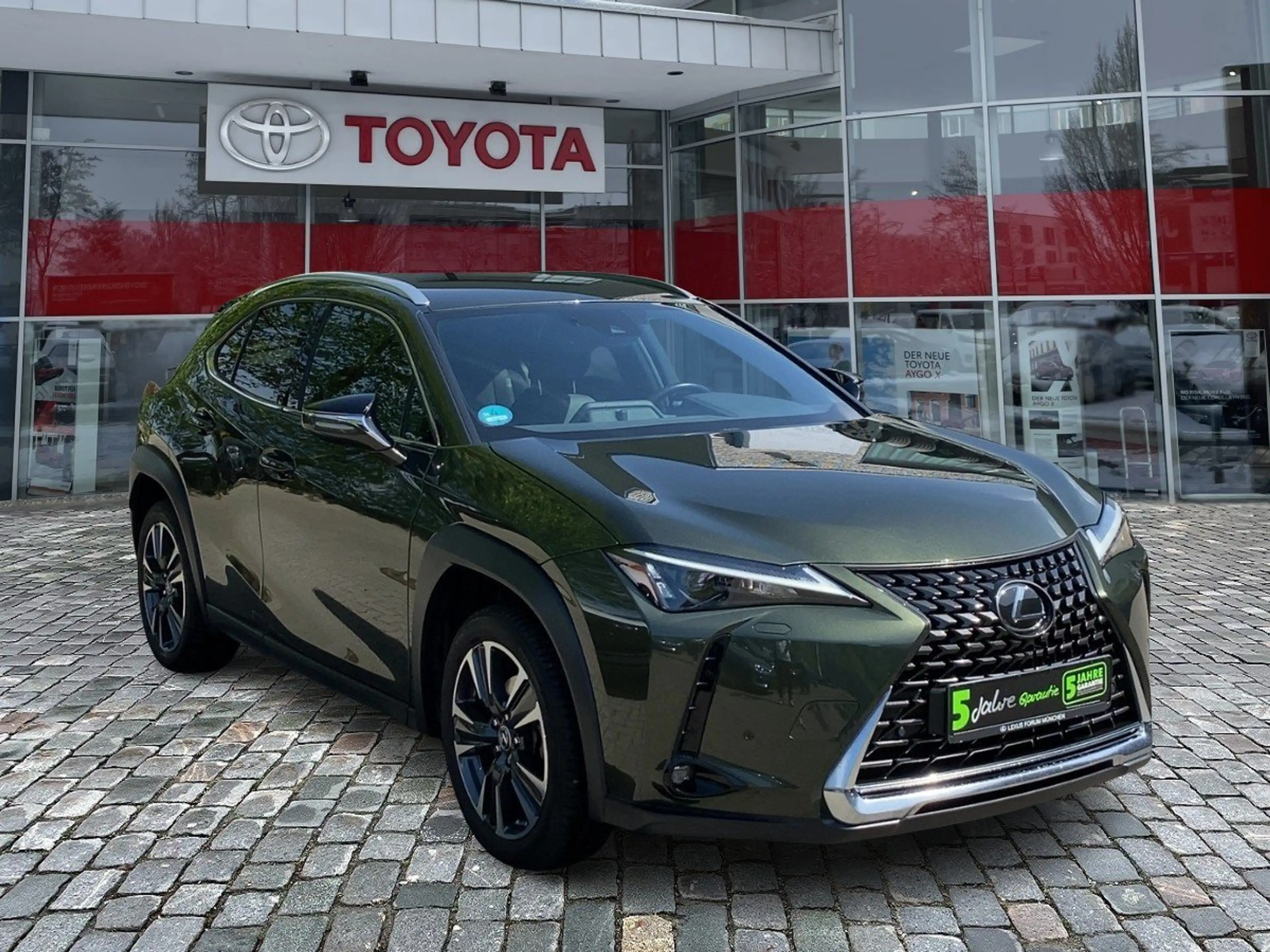 Lexus UX 250h UX 250 h Style Edition zuverlässiger GW — photo 8