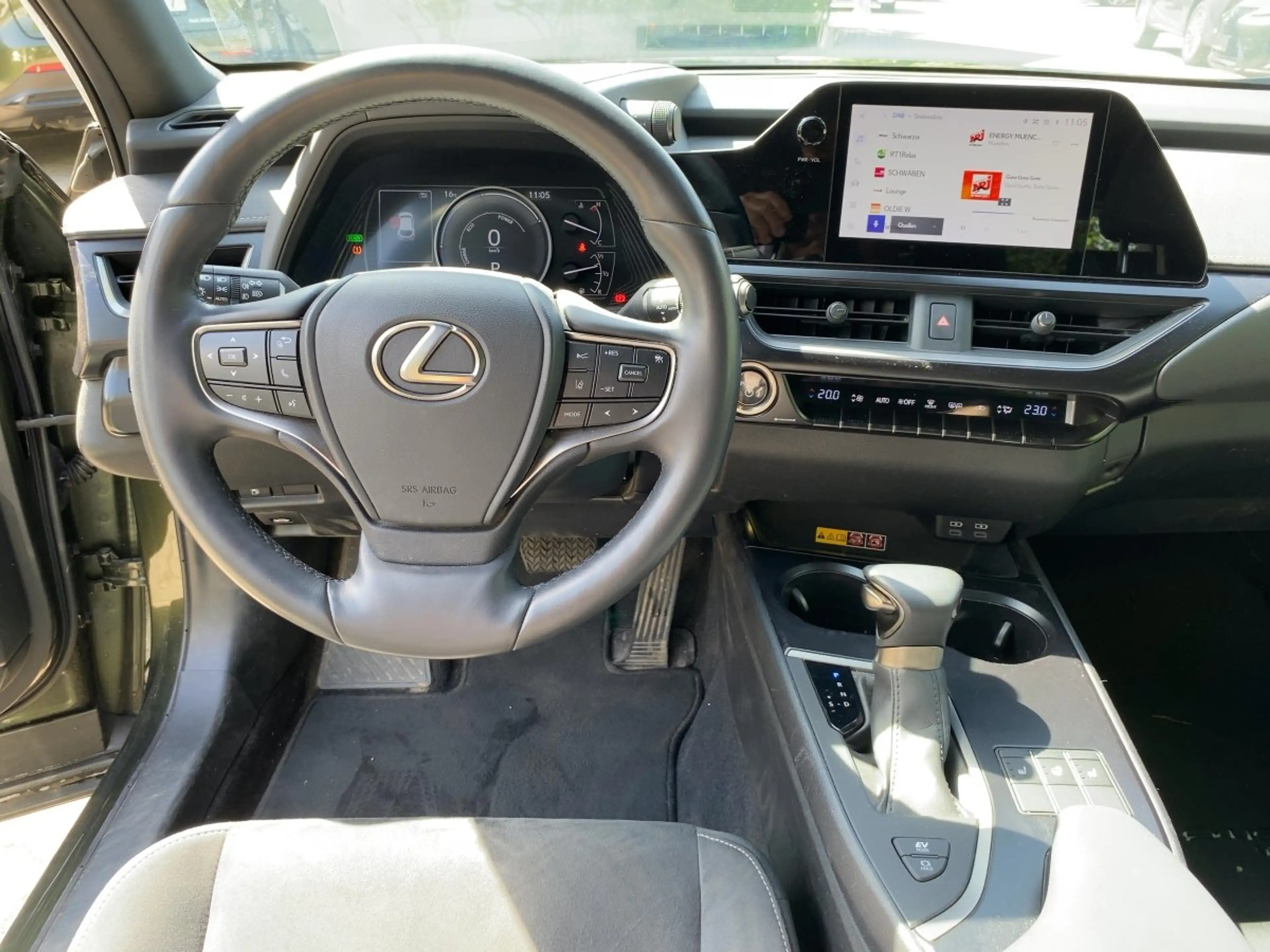 Lexus UX 250h UX 250 h Style Edition zuverlässiger GW — photo 14