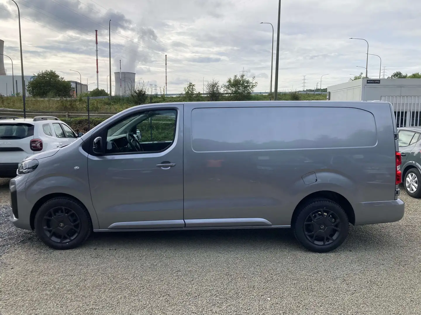 Citroen Jumpy XL 2.0 BlueHDI 180 EAT8 Confort Zilver - 2