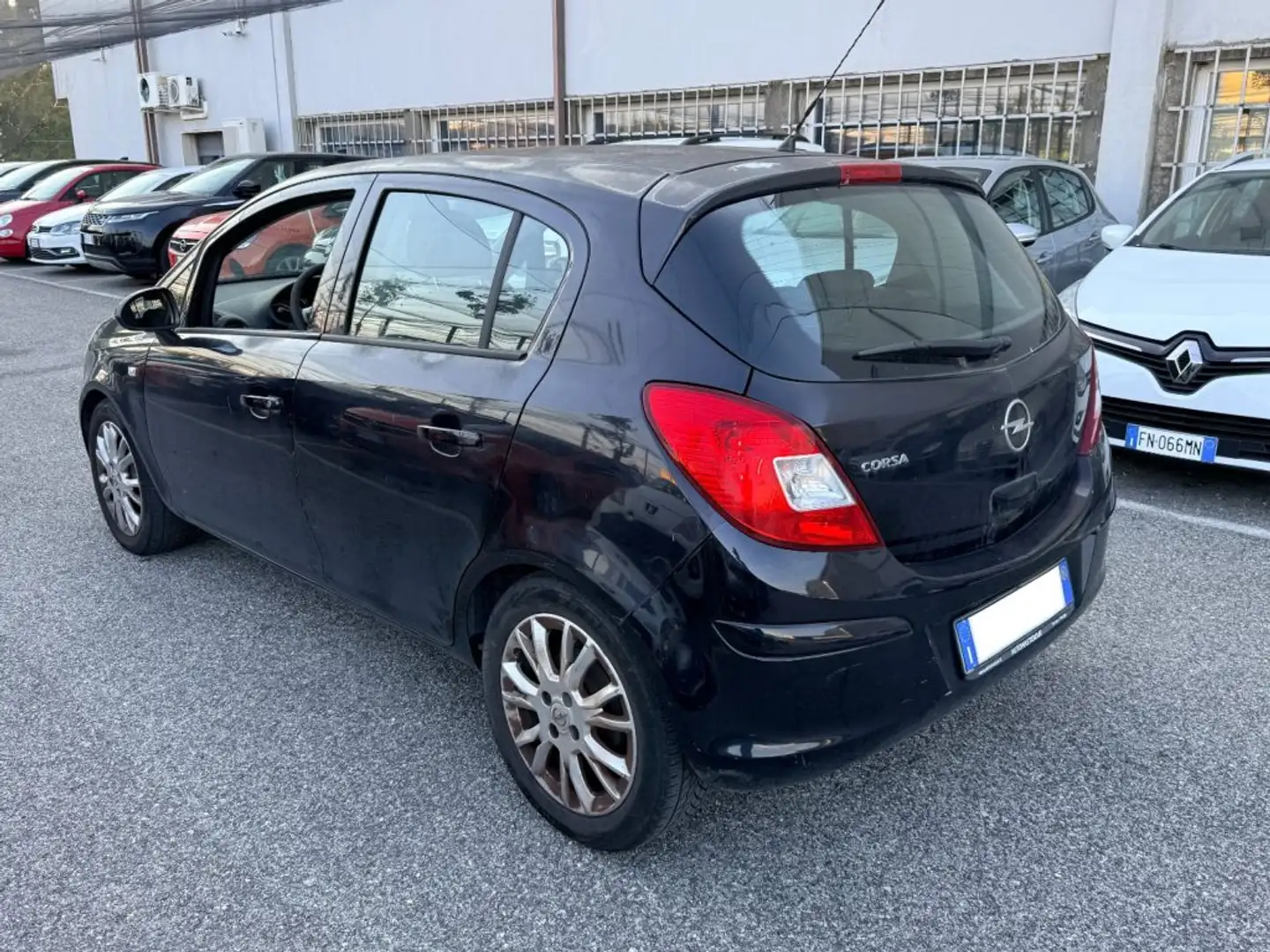 Opel Corsa 1.2 80 CV GPL 5 porte Club Nero - 2