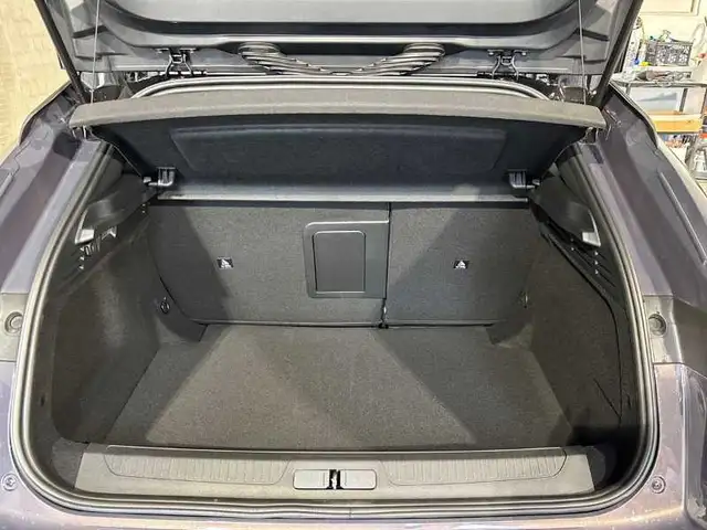DS Automobiles DS 4 view 7