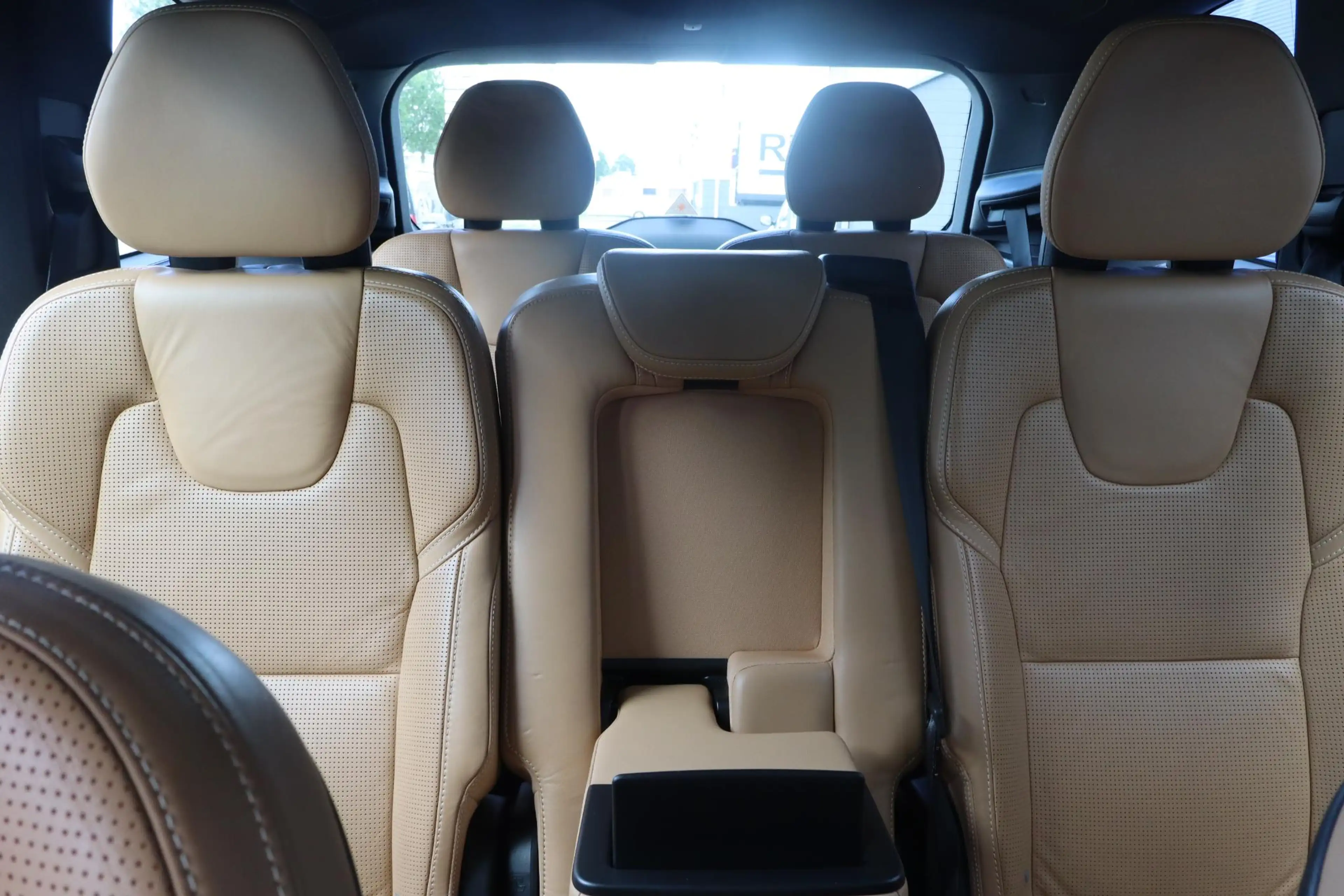 Volvo XC90 2.0 T8 Twin Engine AWD Inscription 7 Zitter | SOH — photo 14