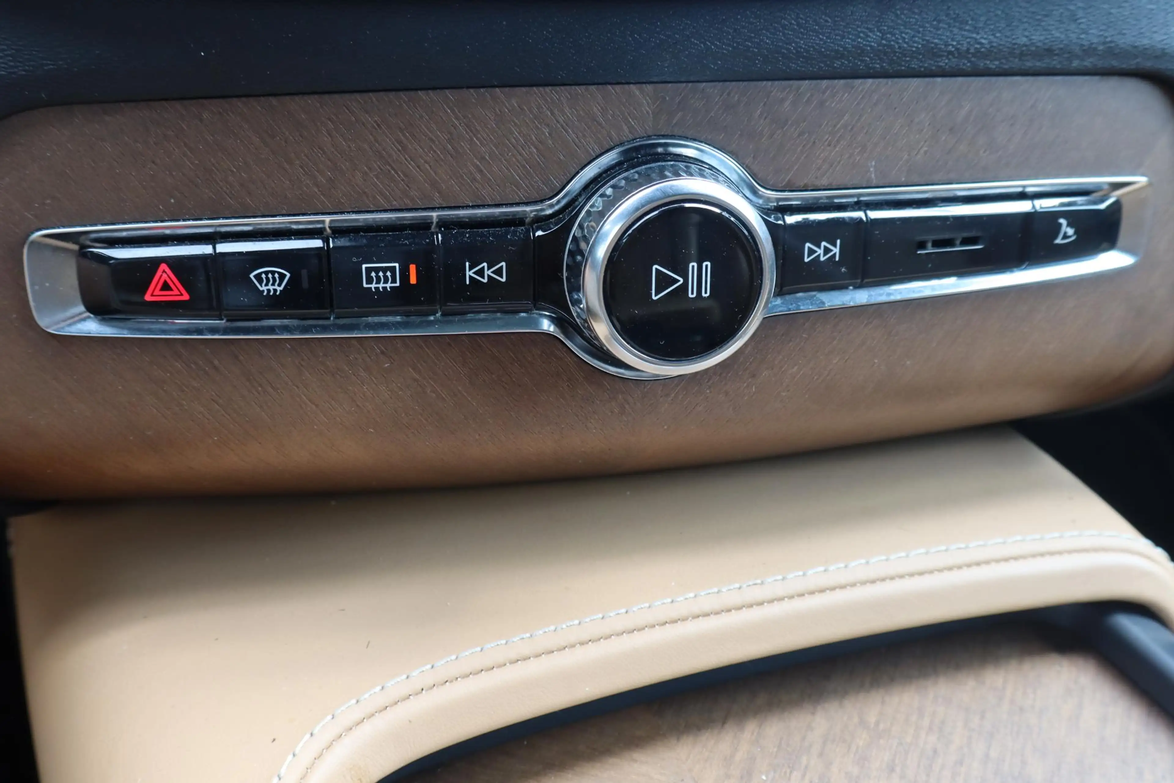 Volvo XC90 2.0 T8 Twin Engine AWD Inscription 7 Zitter | SOH — photo 22