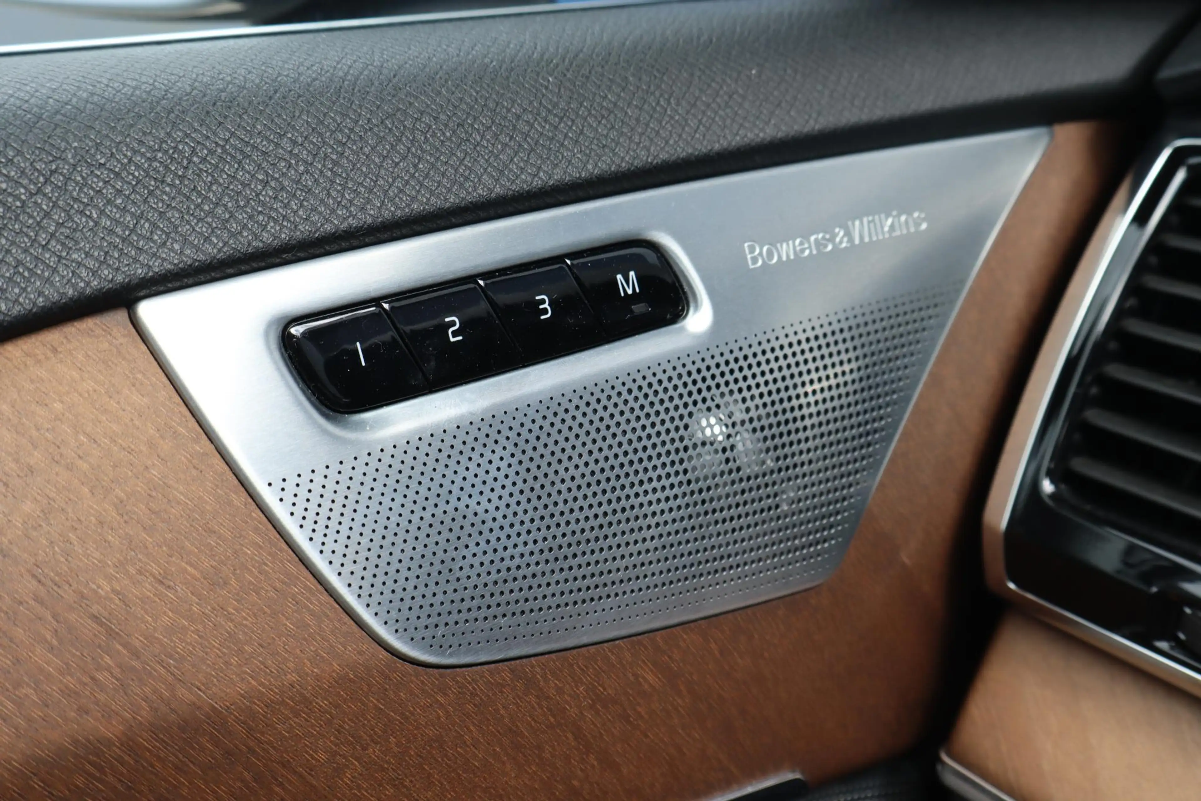 Volvo XC90 2.0 T8 Twin Engine AWD Inscription 7 Zitter | SOH — photo 21