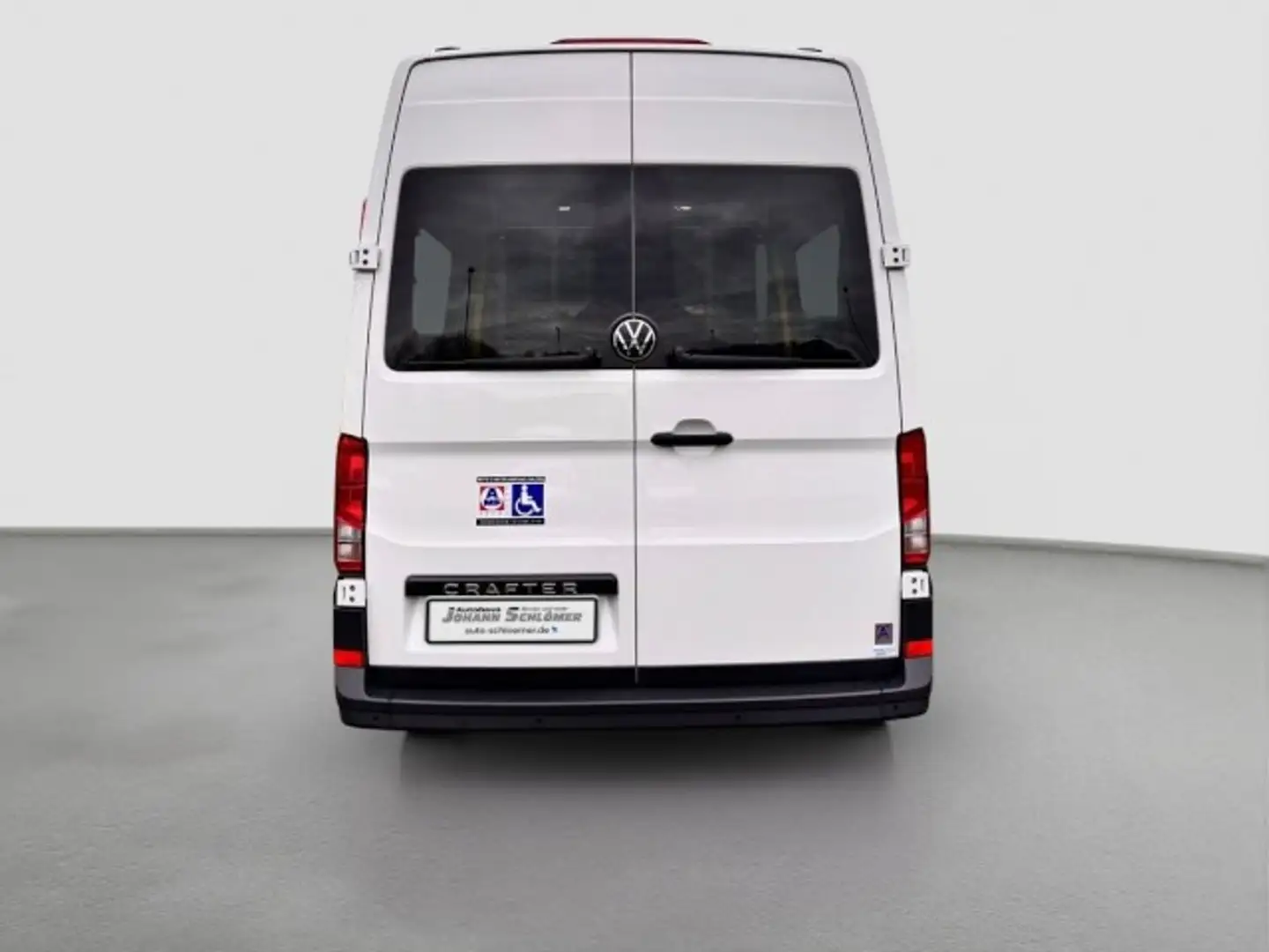 Volkswagen Crafter 35 2.0 TDI L2H2 mittlerer Radstand MR Rollstuhlumb Weiß - 2