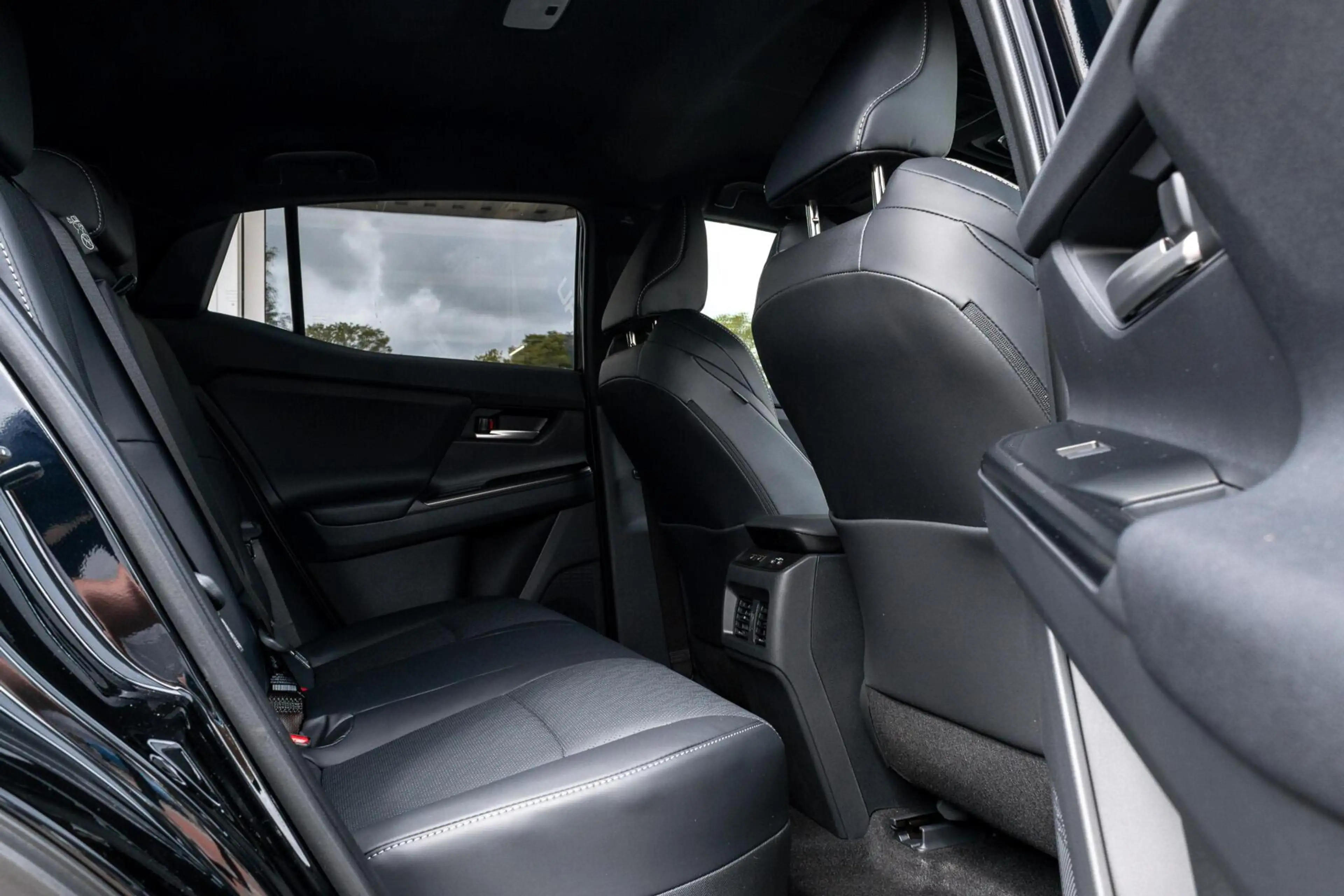 Subaru Uncharted 2E-xcite+ 77 kWh | Safety Sense | 100% Elektrisch — photo 13