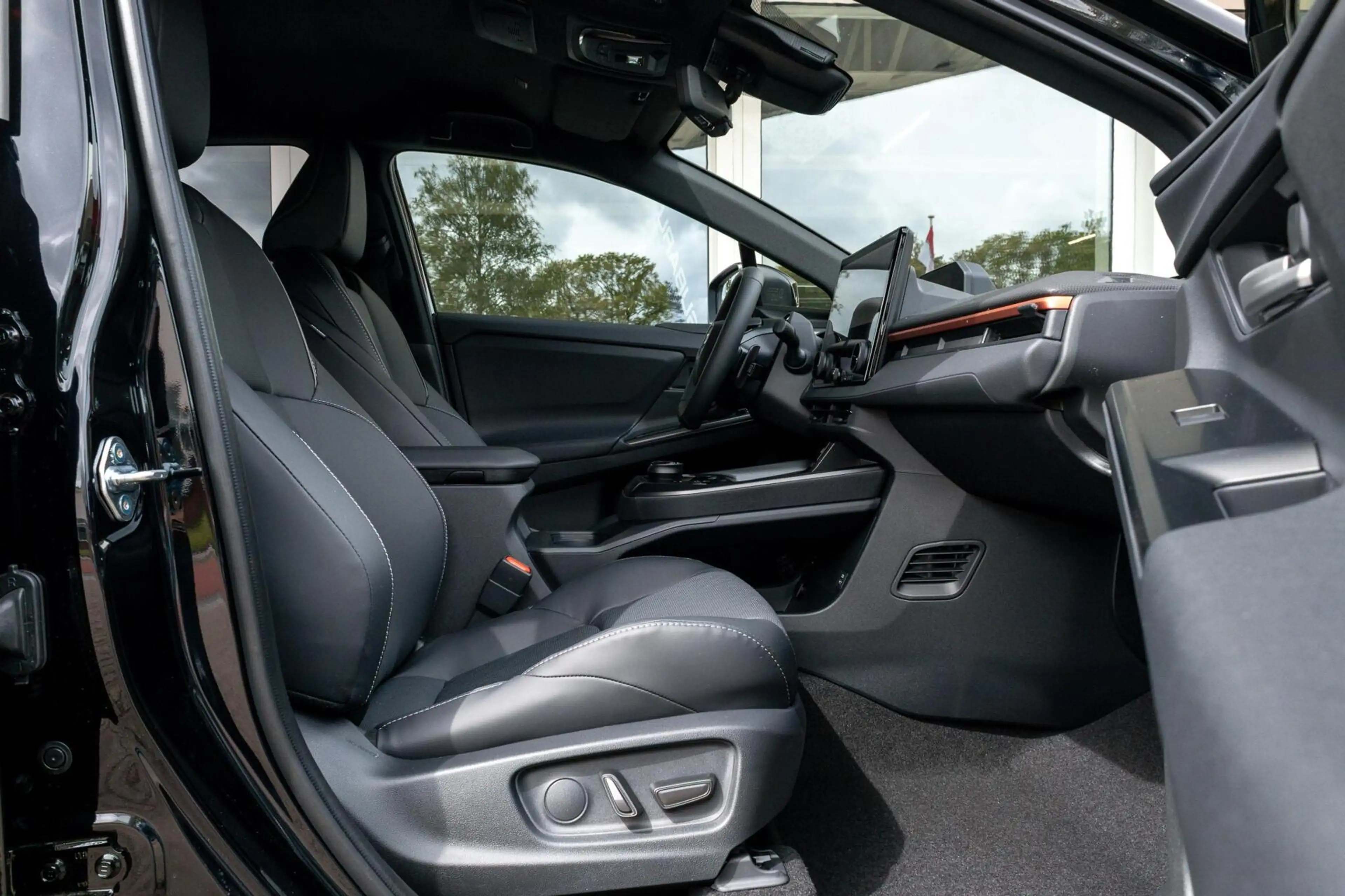 Subaru Uncharted 2E-xcite+ 77 kWh | Safety Sense | 100% Elektrisch — photo 11