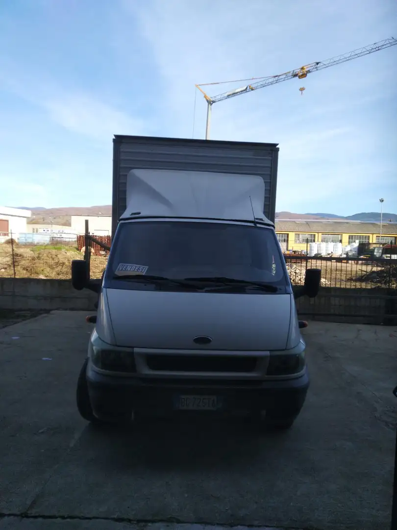Ford Transit - 1