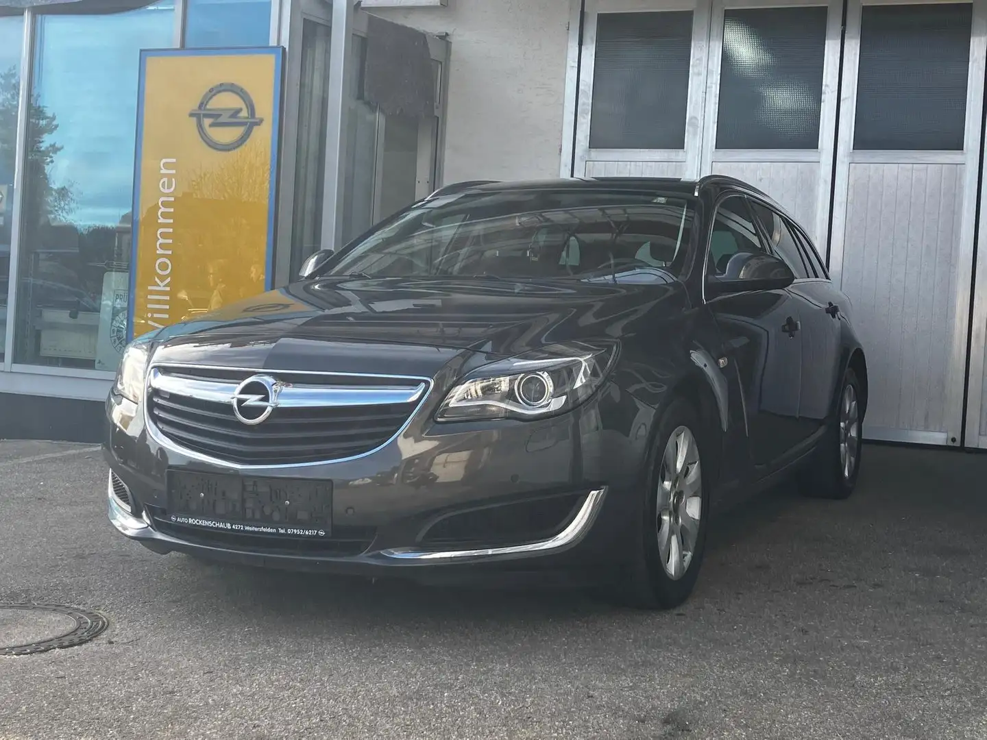 Opel Insignia ST 2,0 CDTI Ecotec Allrad Innovation Grau - 1