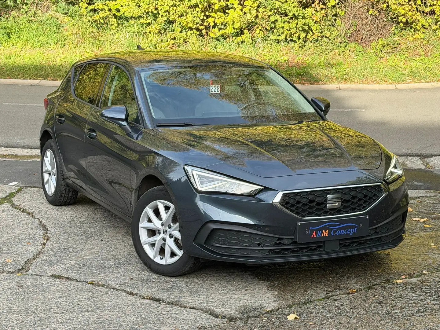 SEAT Leon Leon 1.0 eTSI MHEV Xcellence DSG Gris - 2