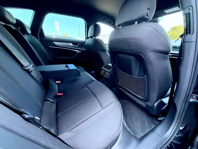 Audi A6 view 13