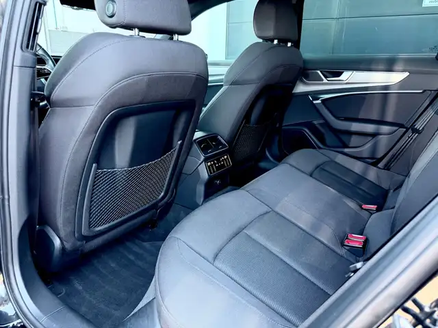 Audi A6 view 12