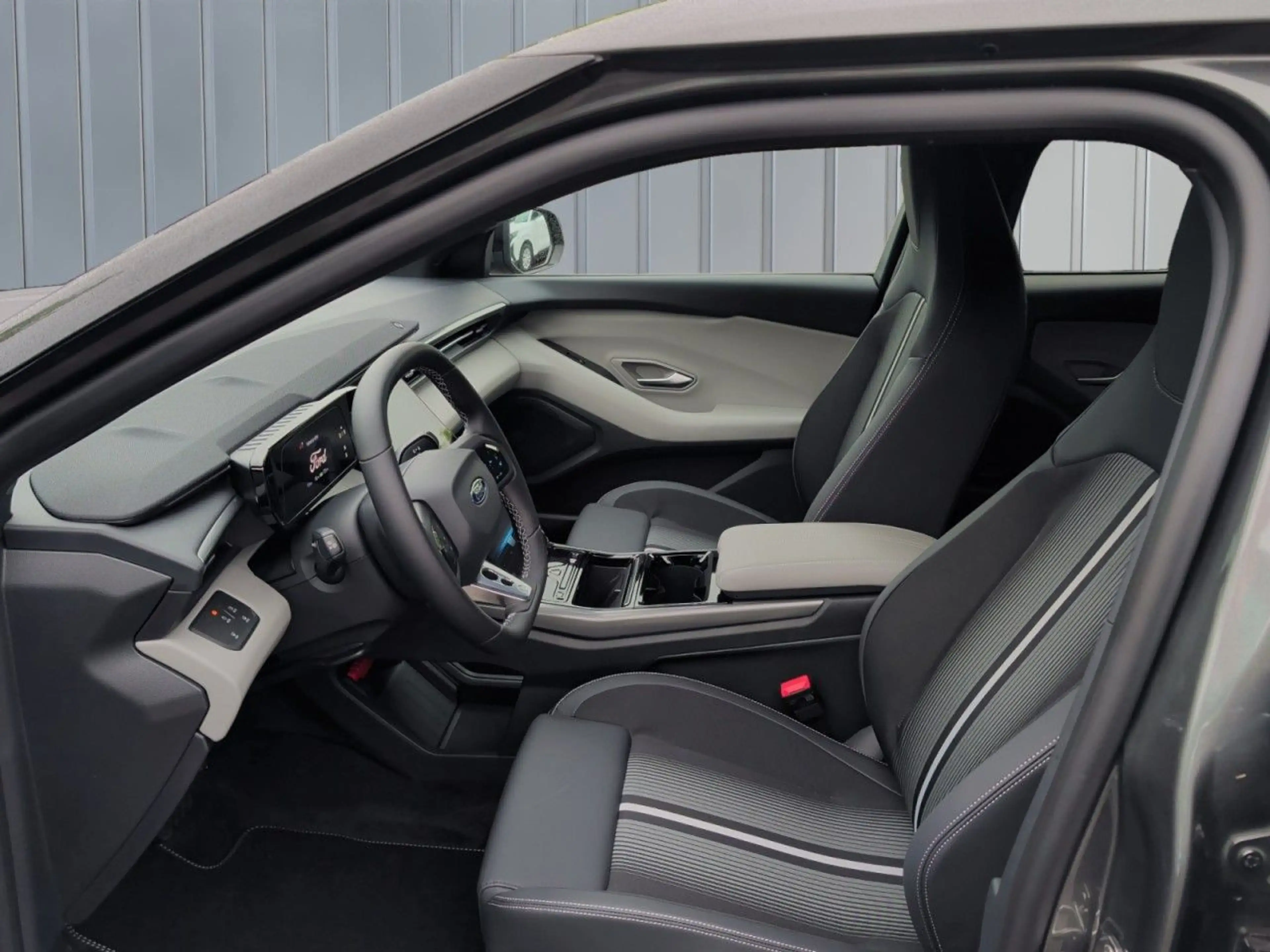 Ford Capri RWD Kamera+Navi+Massage-Sitz+ACC+KeyFree — photo 13