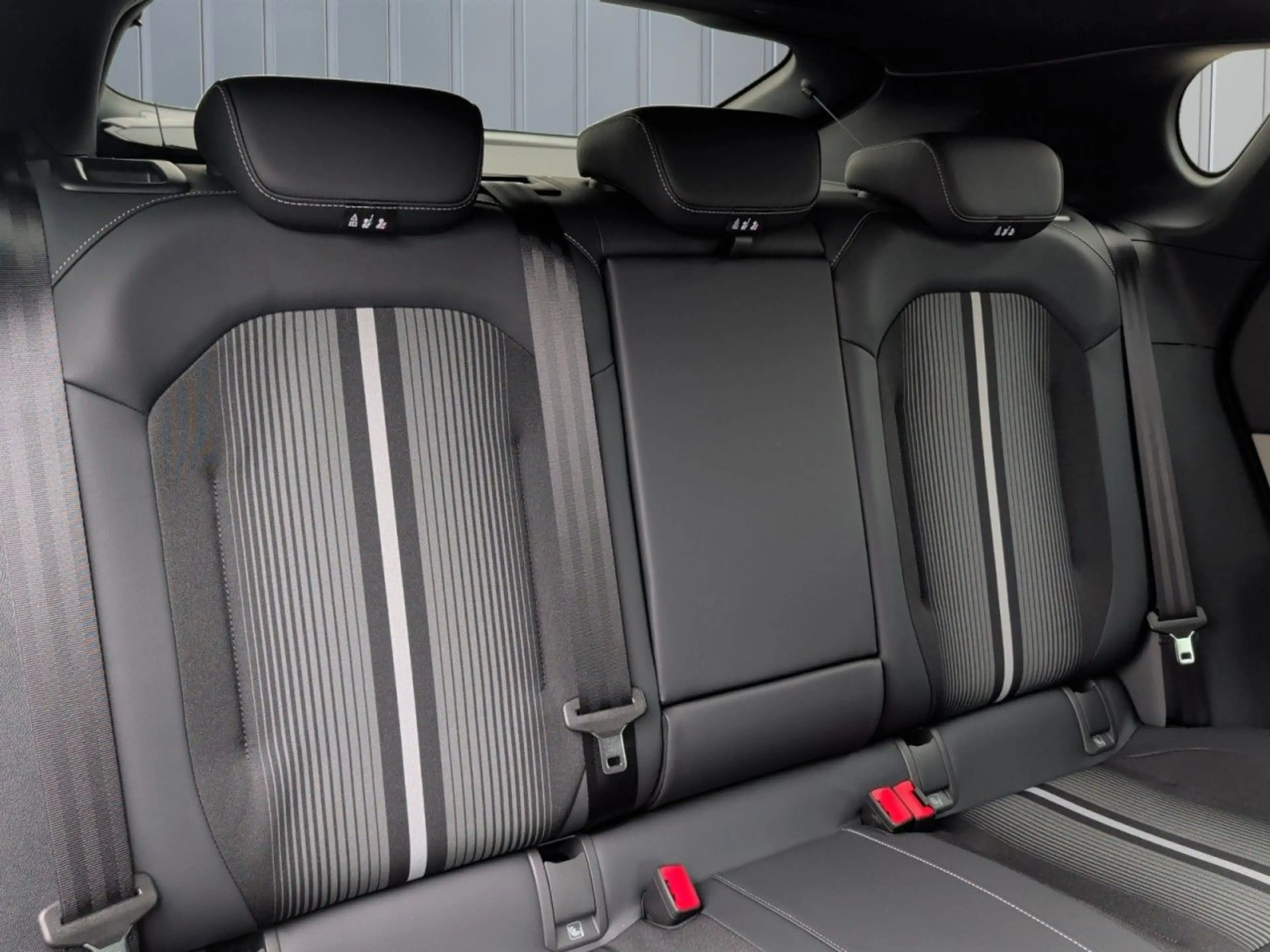 Ford Capri RWD Kamera+Navi+Massage-Sitz+ACC+KeyFree — photo 14