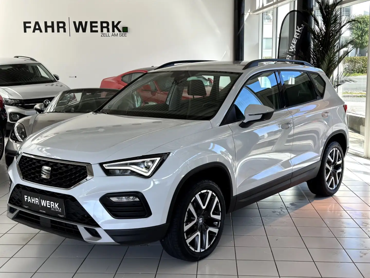 SEAT Ateca 1,5 TSI DSG Style Weiß - 1