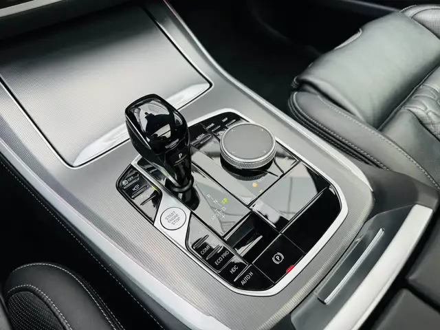 BMW X5 view 15