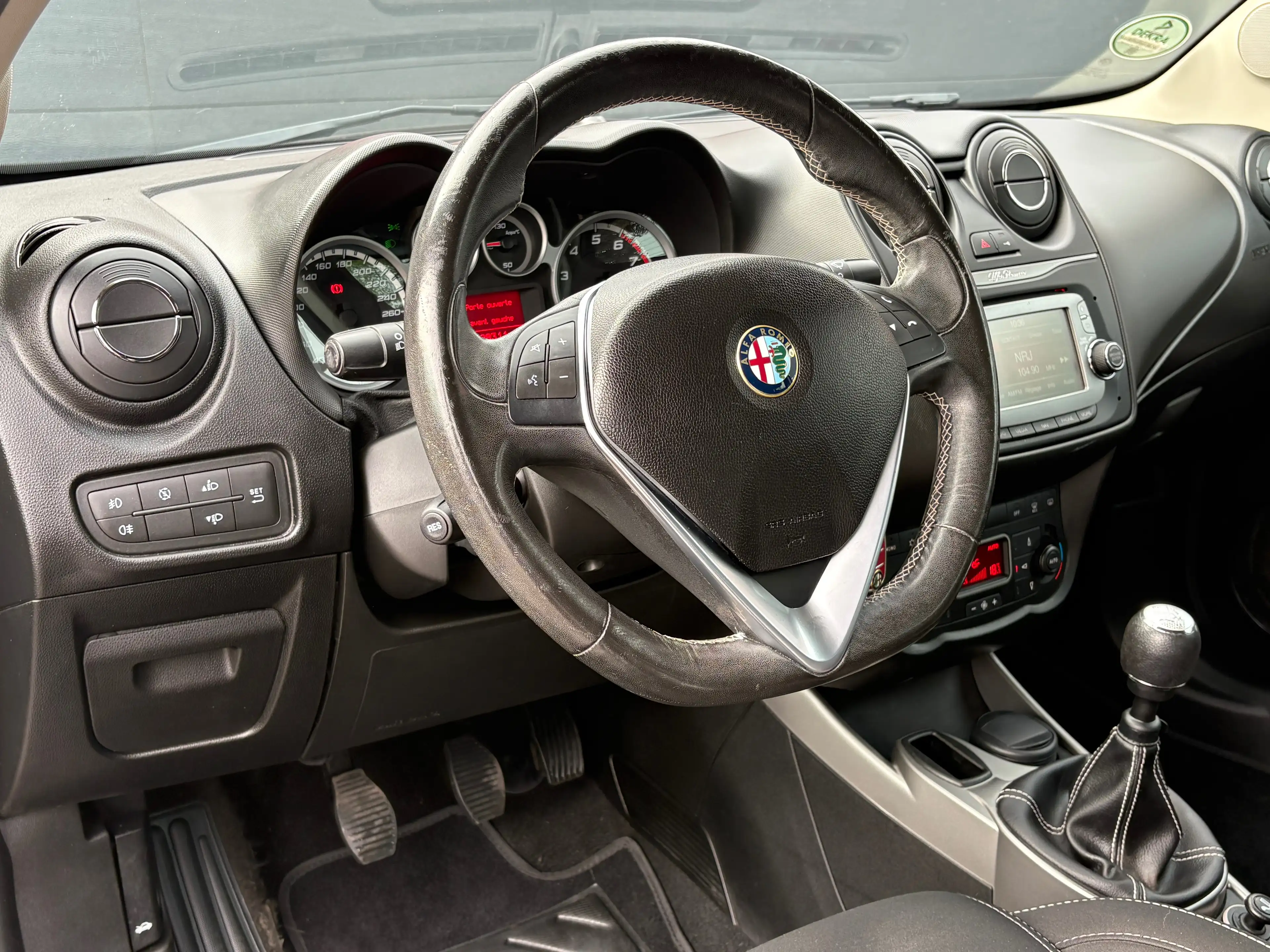Alfa Romeo MiTo Mito 1.4i Multi Air Progression Start/GARANTIE/CLIM/CARNET/CT/GRISMATDORIGINE/JANTES/ — photo 10