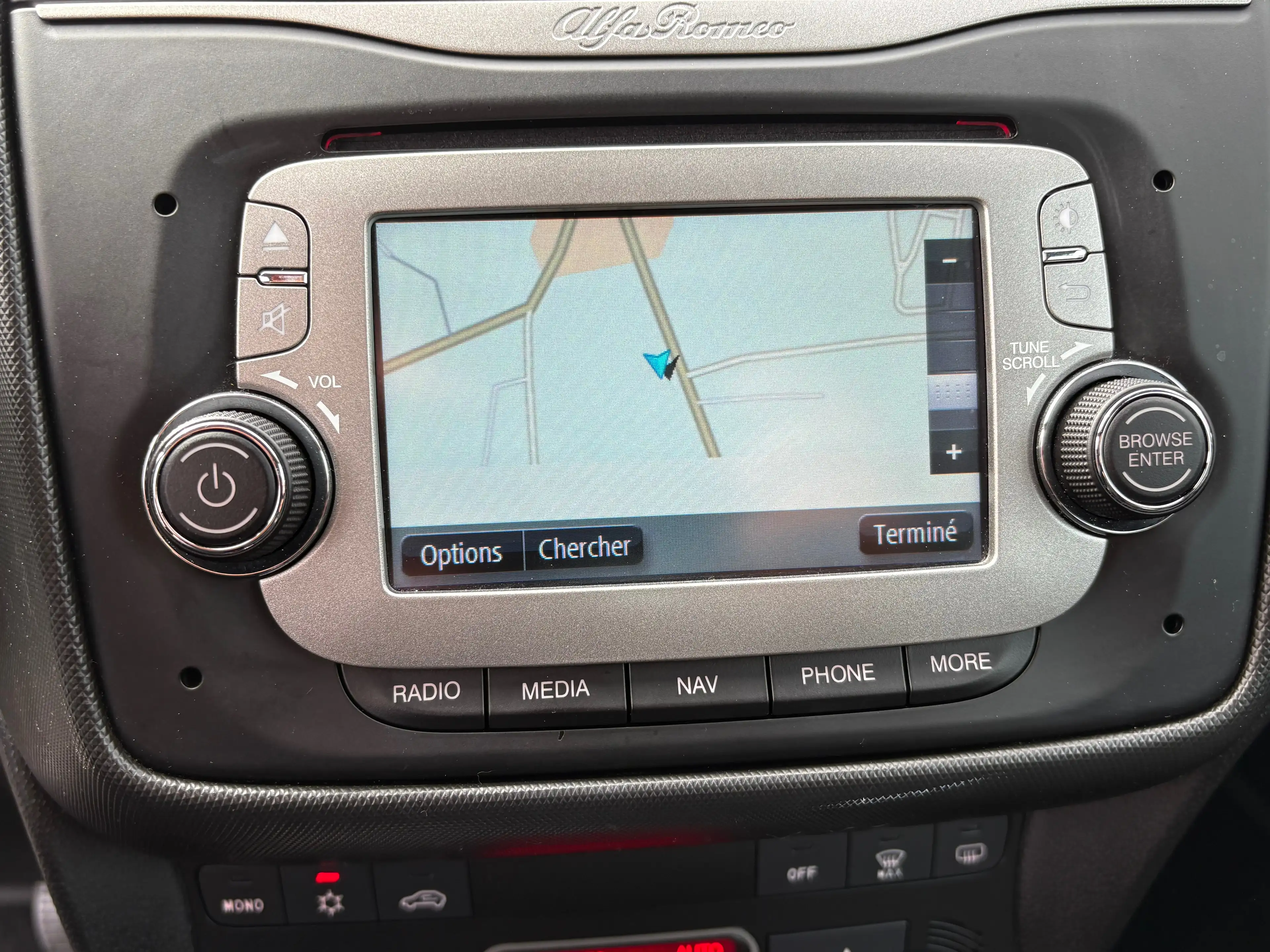 Alfa Romeo MiTo Mito 1.4i Multi Air Progression Start/GARANTIE/CLIM/CARNET/CT/GRISMATDORIGINE/JANTES/ — photo 15